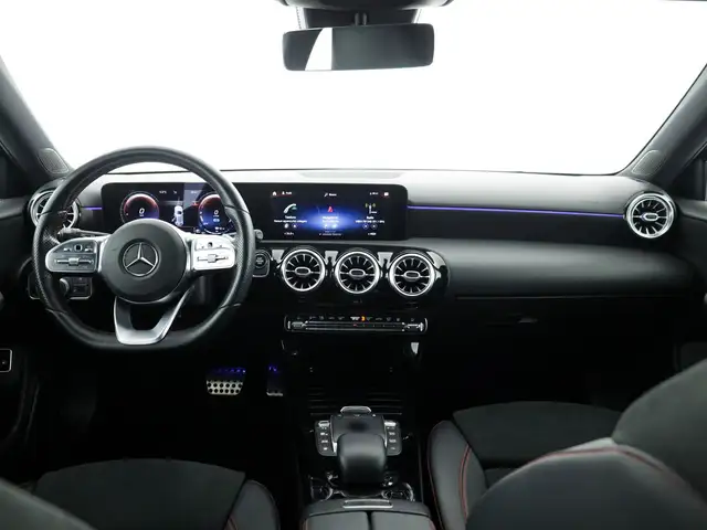 Mercedes-Benz A-Class view 9