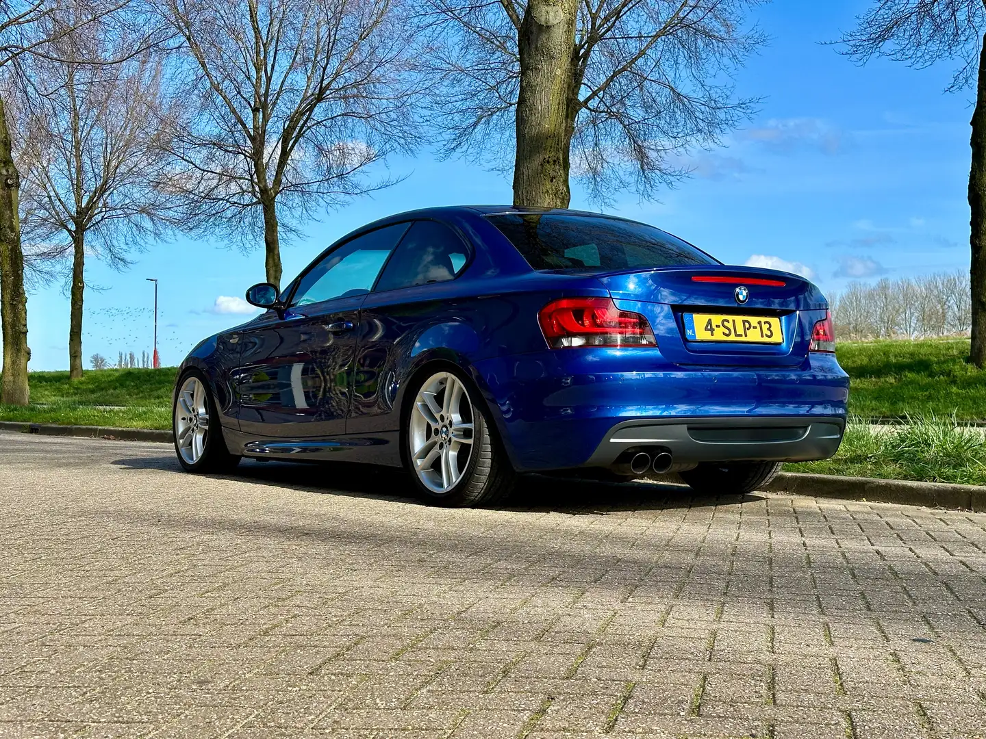 BMW 135 135i High Executive Blauw - 2