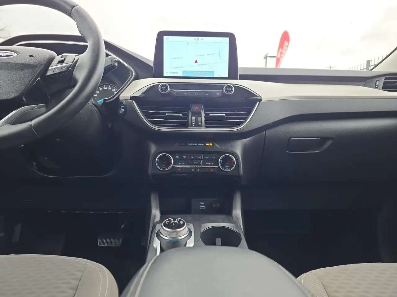 Ford Escape снимка Ford Escape
