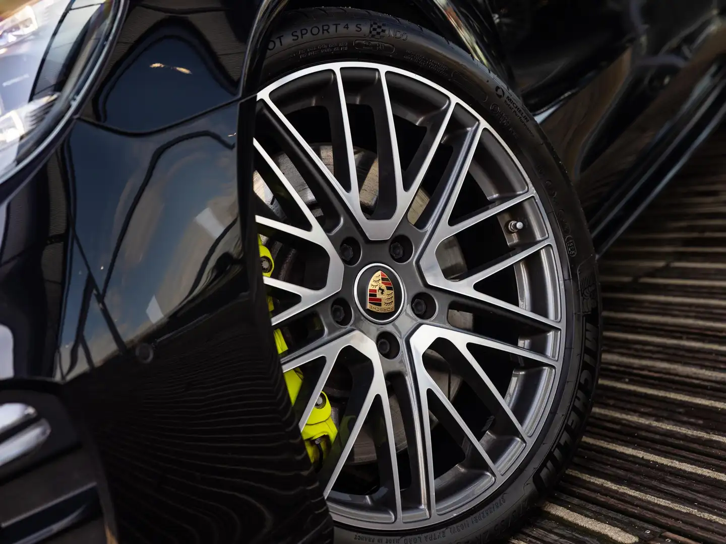 Porsche Panamera 2.9 4S E-Hybrid | SPORTDESIGN | SPORTCHRONO | SPOR Zwart - 2