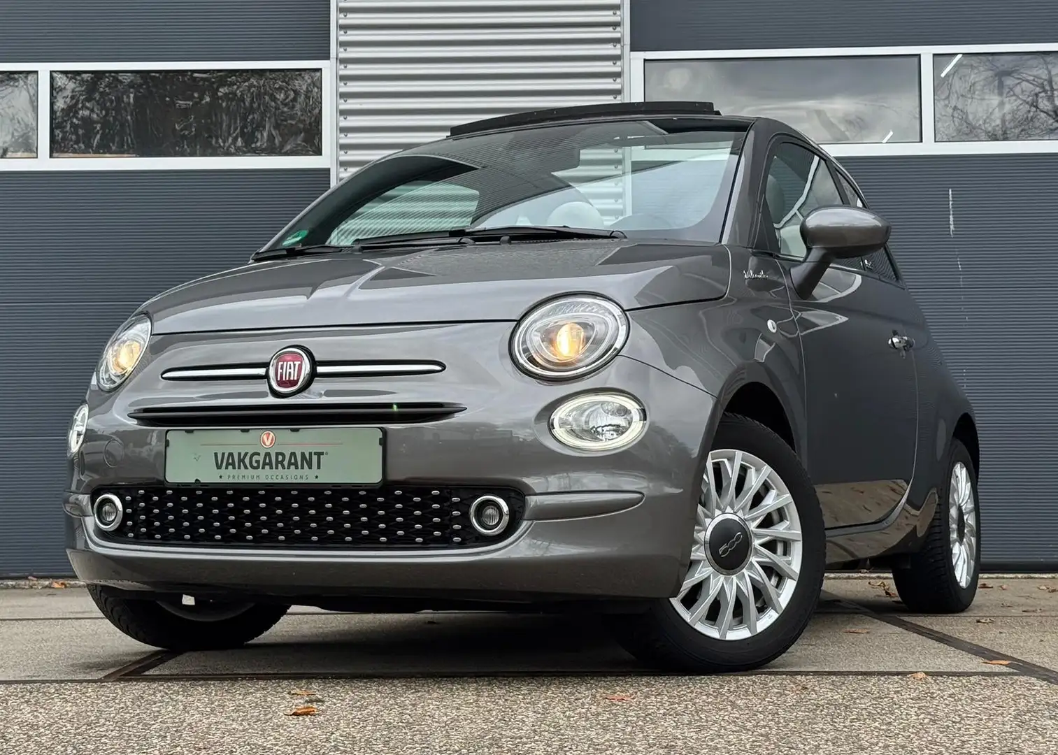 Fiat 500C 1.0 Hybrid Dolcevita |Half Leder |Cruise Control | Gris - 1