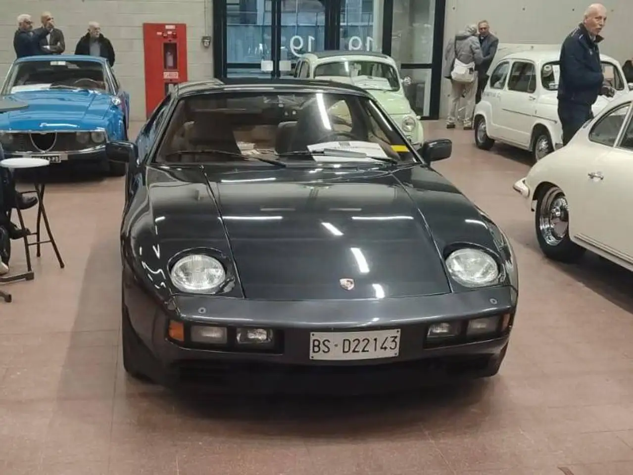 Porsche 928 4.7 S, foto 6
