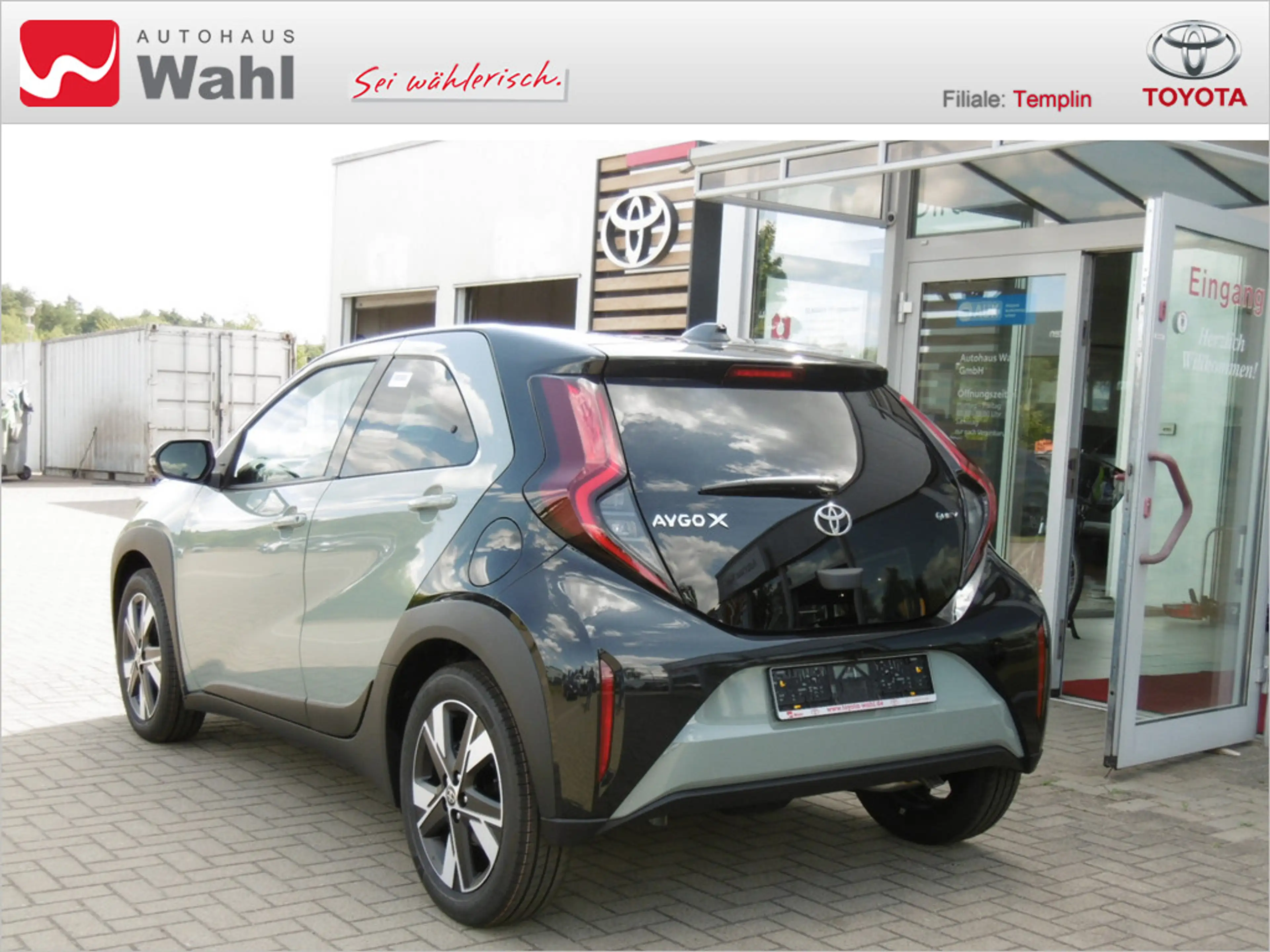Toyota Aygo X 1.5 Hybrid Teamplayer — photo 3