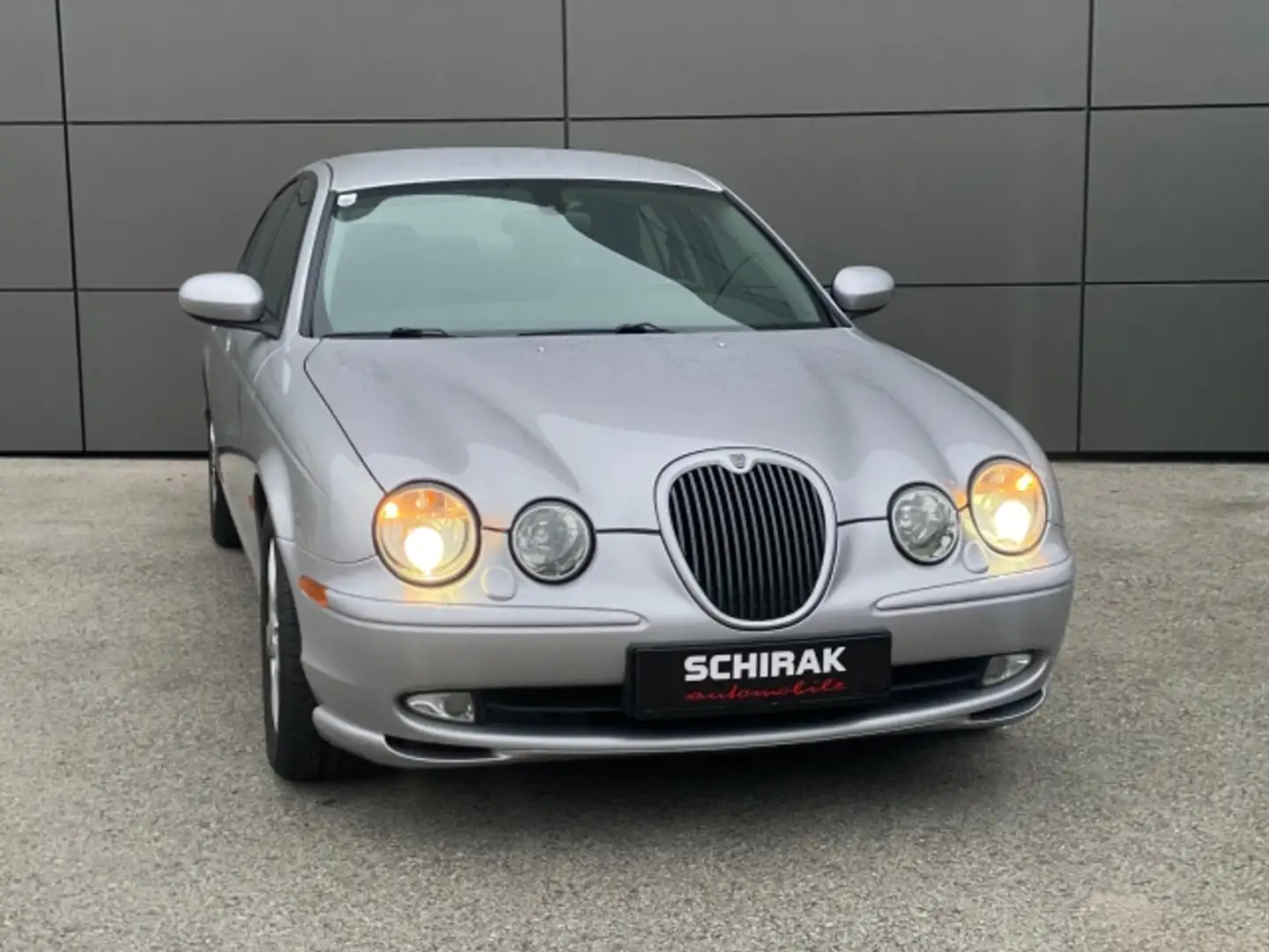 Jaguar S-Type 2.5 V6 Sport Argent - 2