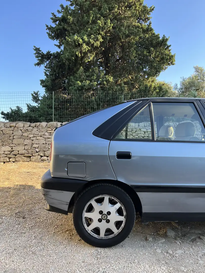 Lancia Delta 1.8 LE - 1