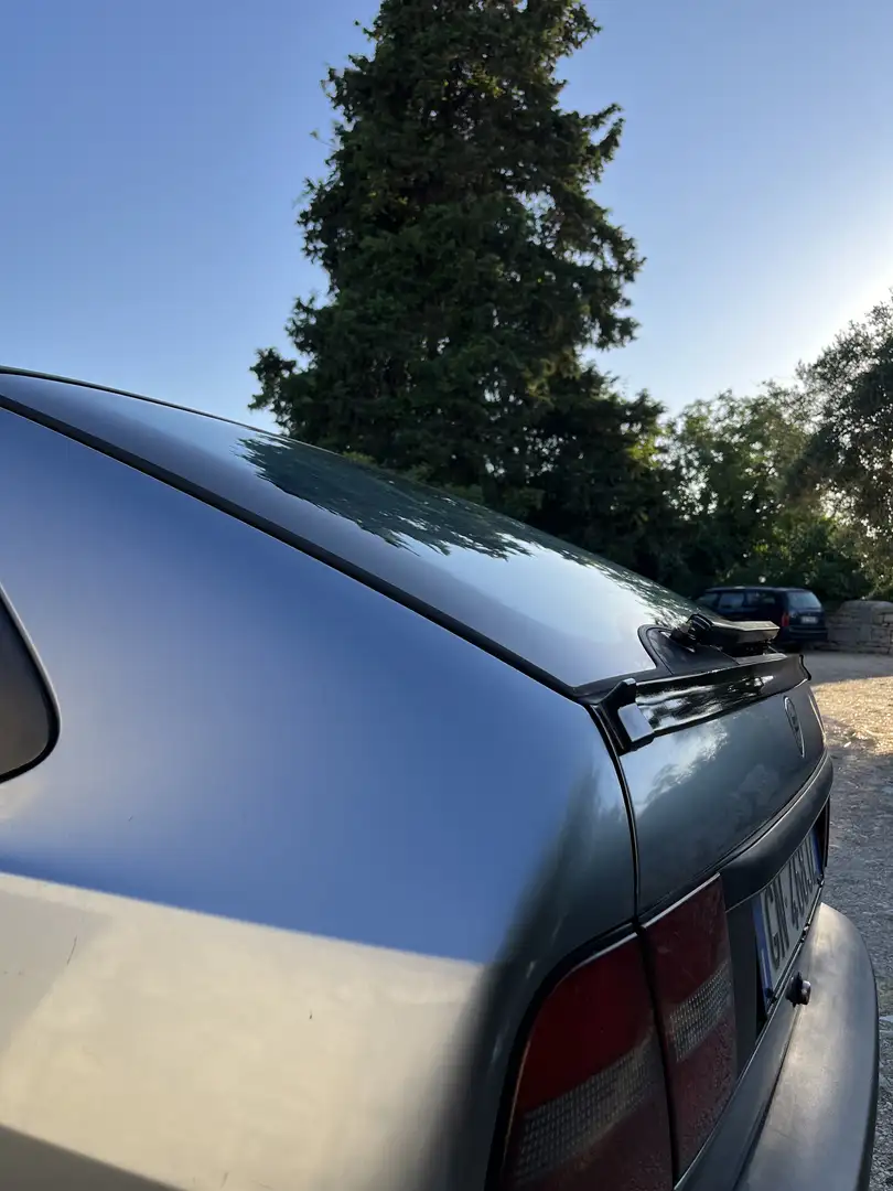 Lancia Delta 1.8 LE - 2