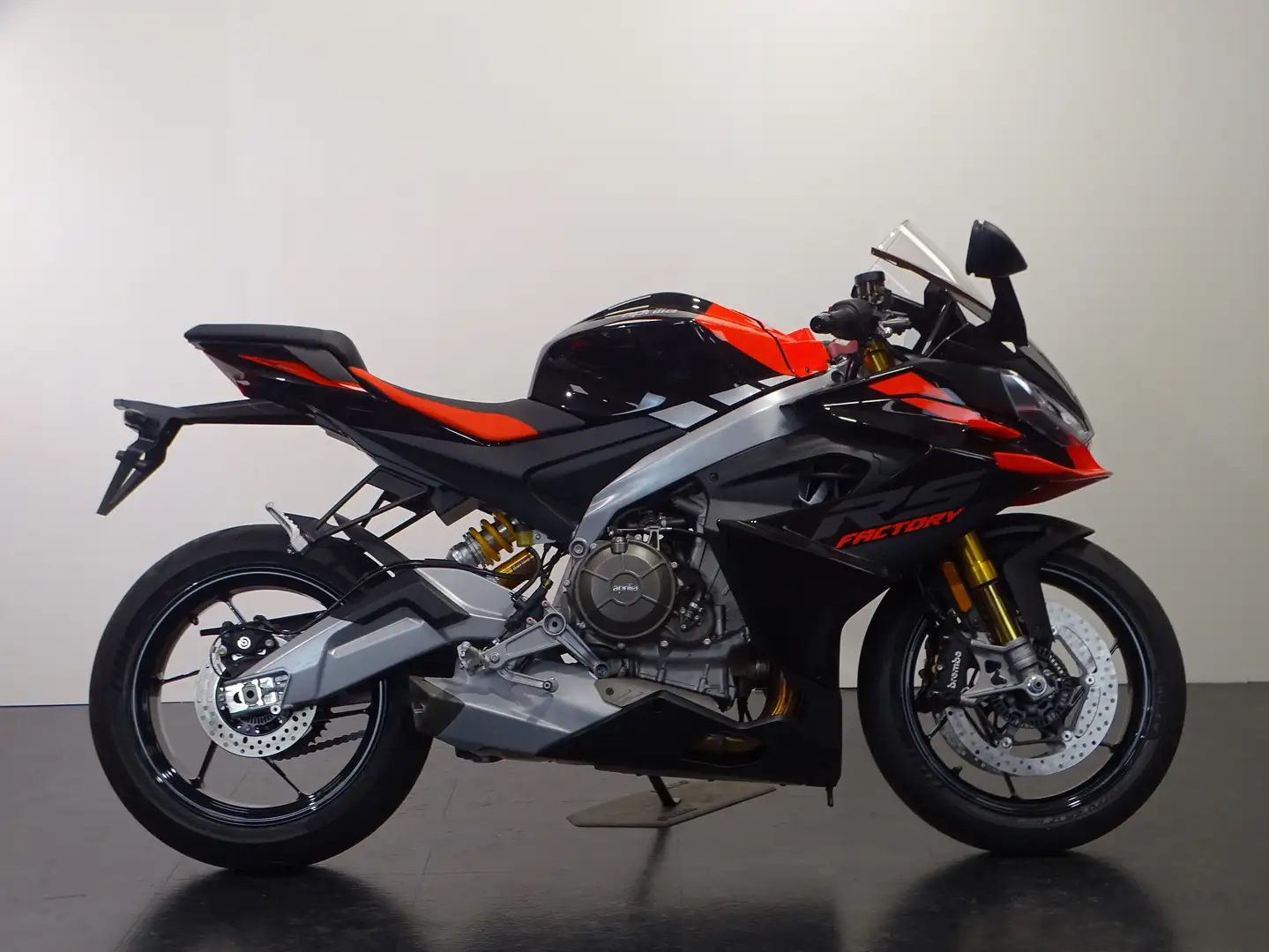 Aprilia RS 660 FACTORY 35 KW Negro - 1