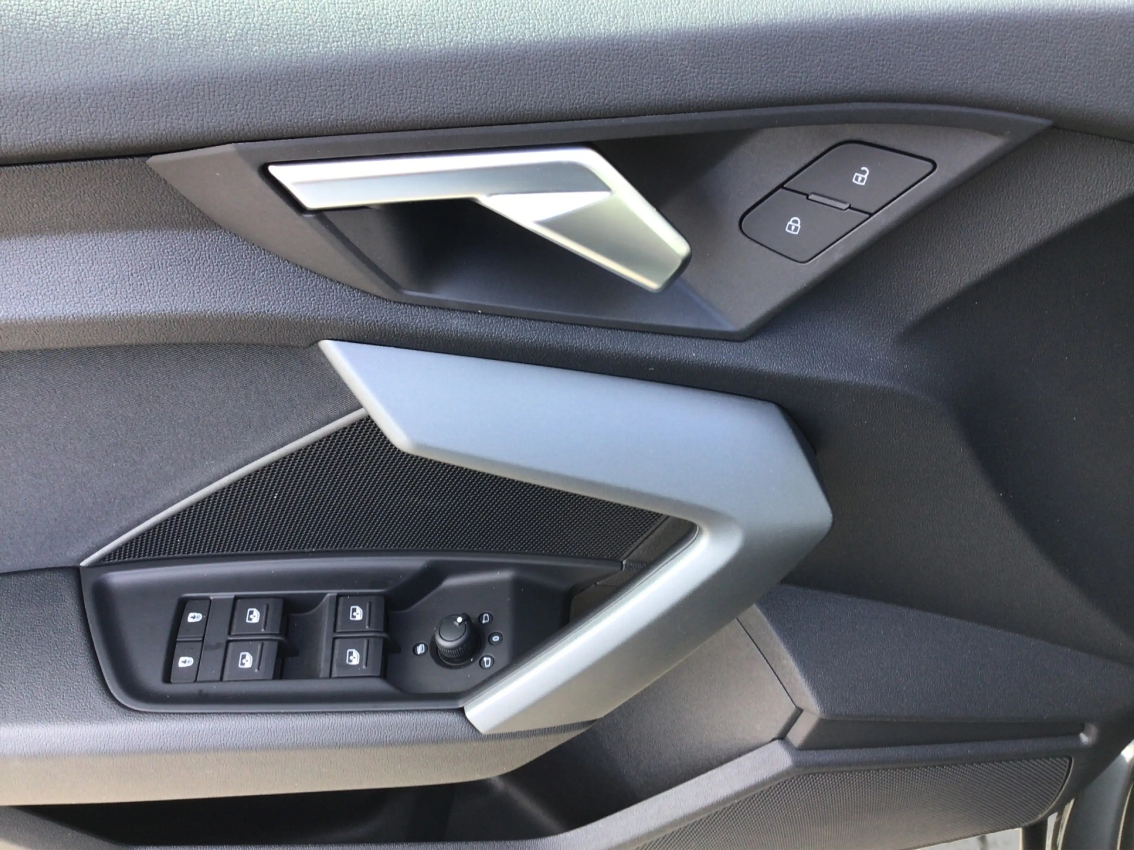Audi A3 Sportback 35 TFSI S-tronic 5JG/NAV/LED/VC+ — photo 7