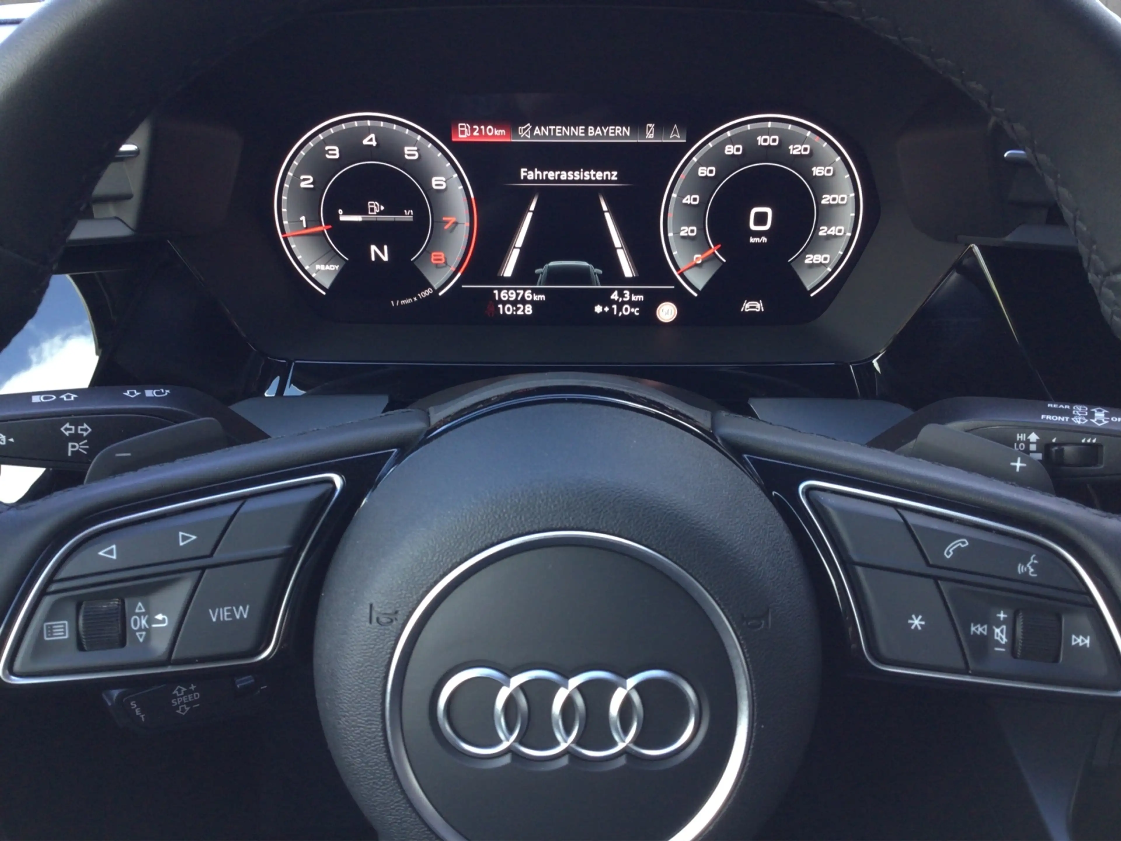 Audi A3 Sportback 35 TFSI S-tronic 5JG/NAV/LED/VC+ — photo 14