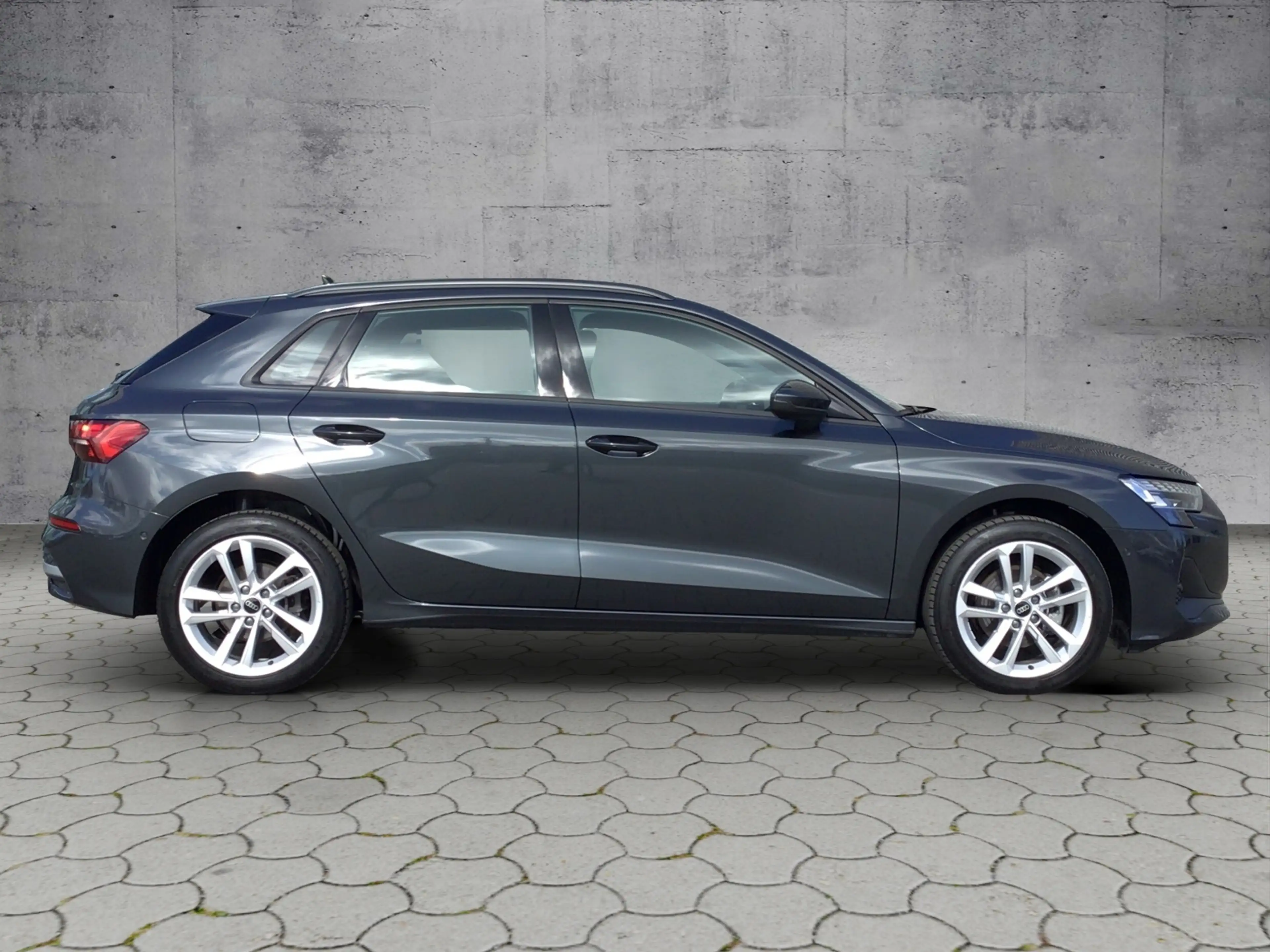 Audi A3 Sportback 35 TFSI S-tronic 5JG/NAV/LED/VC+ — photo 4