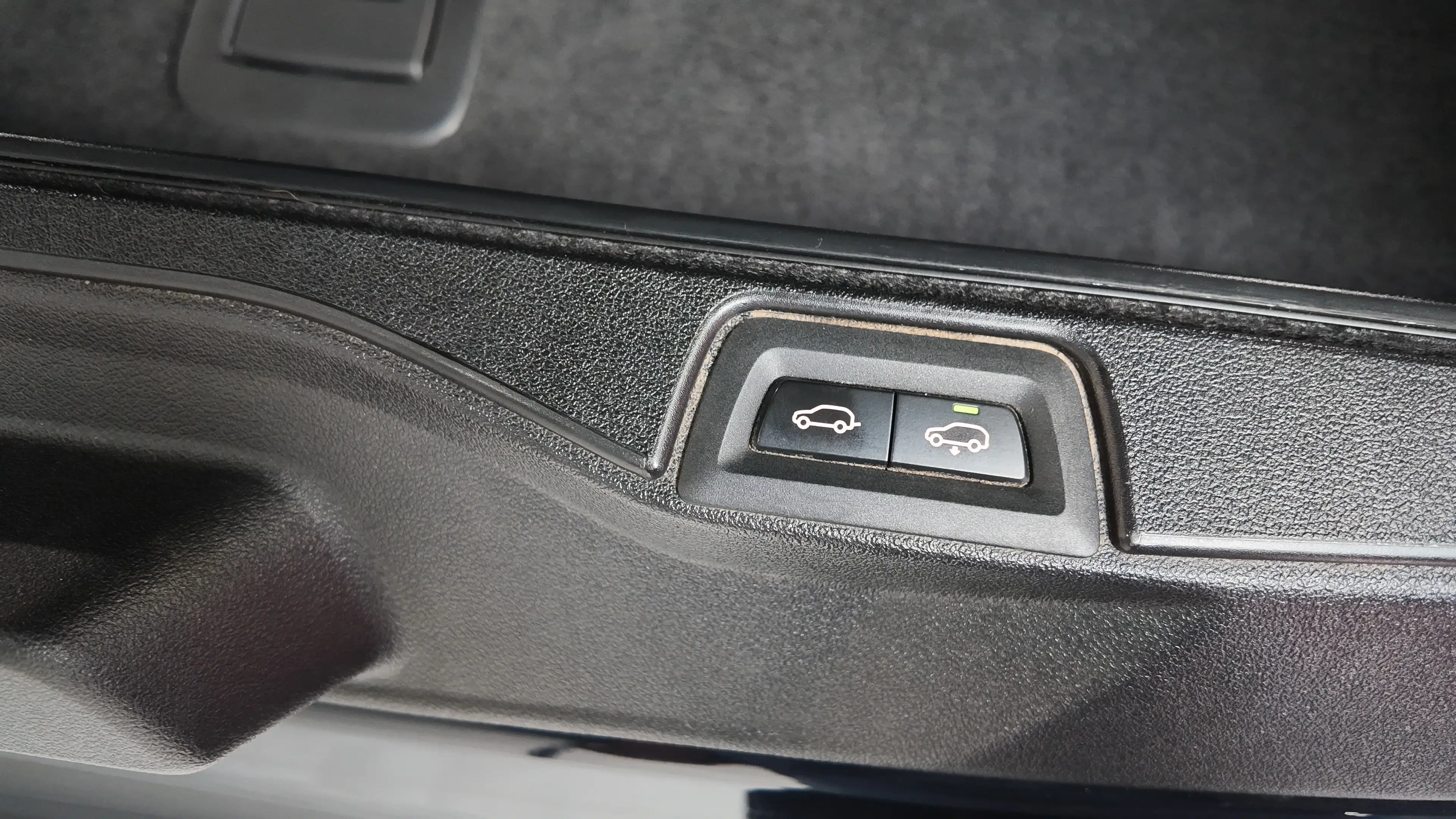 BMW X5 X5 PHEV 3.0A xDrive45e/ WEINIG KM/ 2020/ DEALER ONDERHOUDEN/ NIEUWSTAAT — photo 14