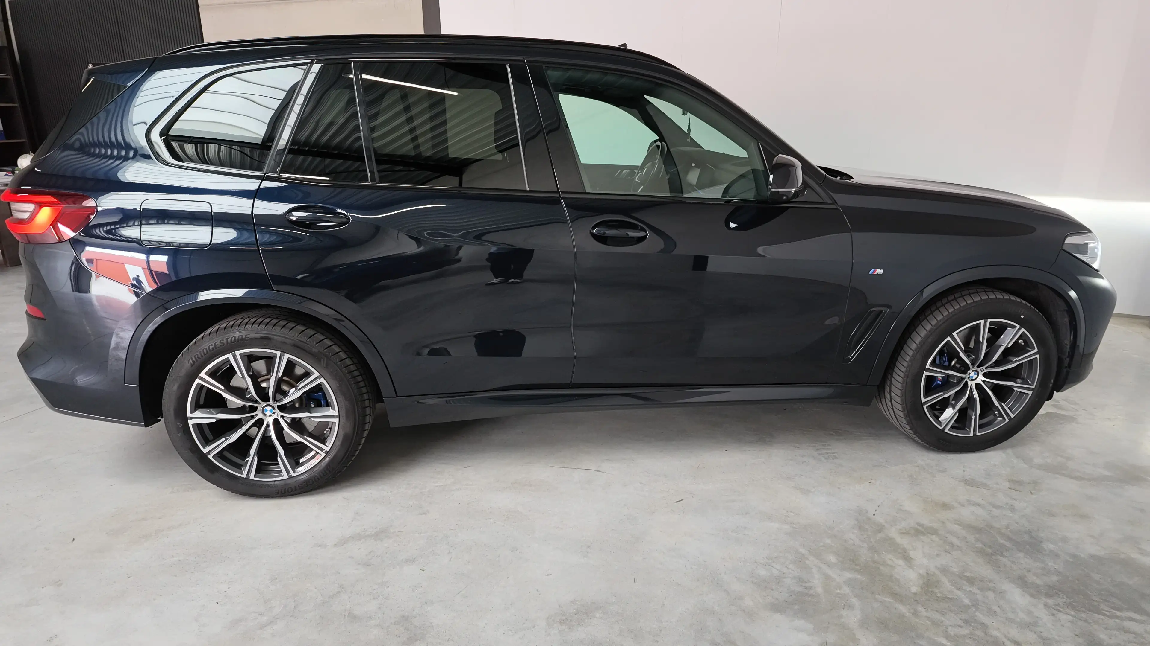 BMW X5 X5 PHEV 3.0A xDrive45e/ WEINIG KM/ 2020/ DEALER ONDERHOUDEN/ NIEUWSTAAT — photo 8