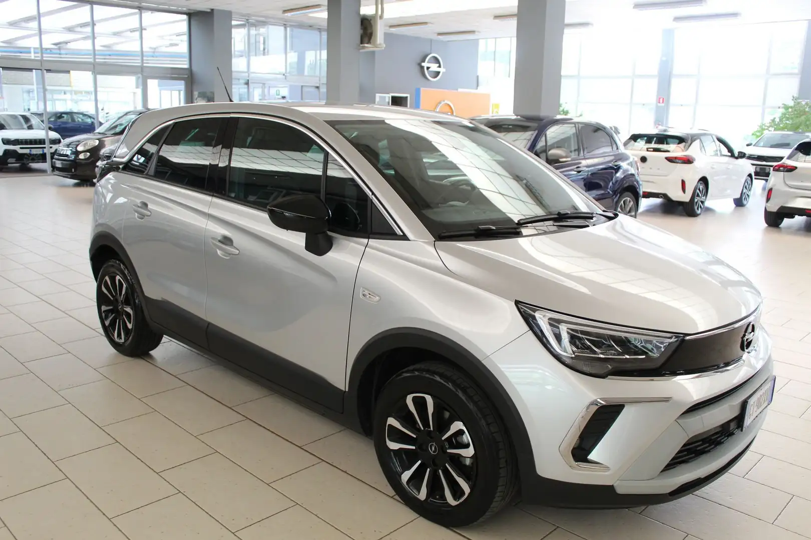 Opel Crossland 1.2 Turbo 12V 110 CV Start&Stop Elegance Grigio - 2