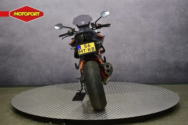 KTM 1290 Super Duke R - foto 7