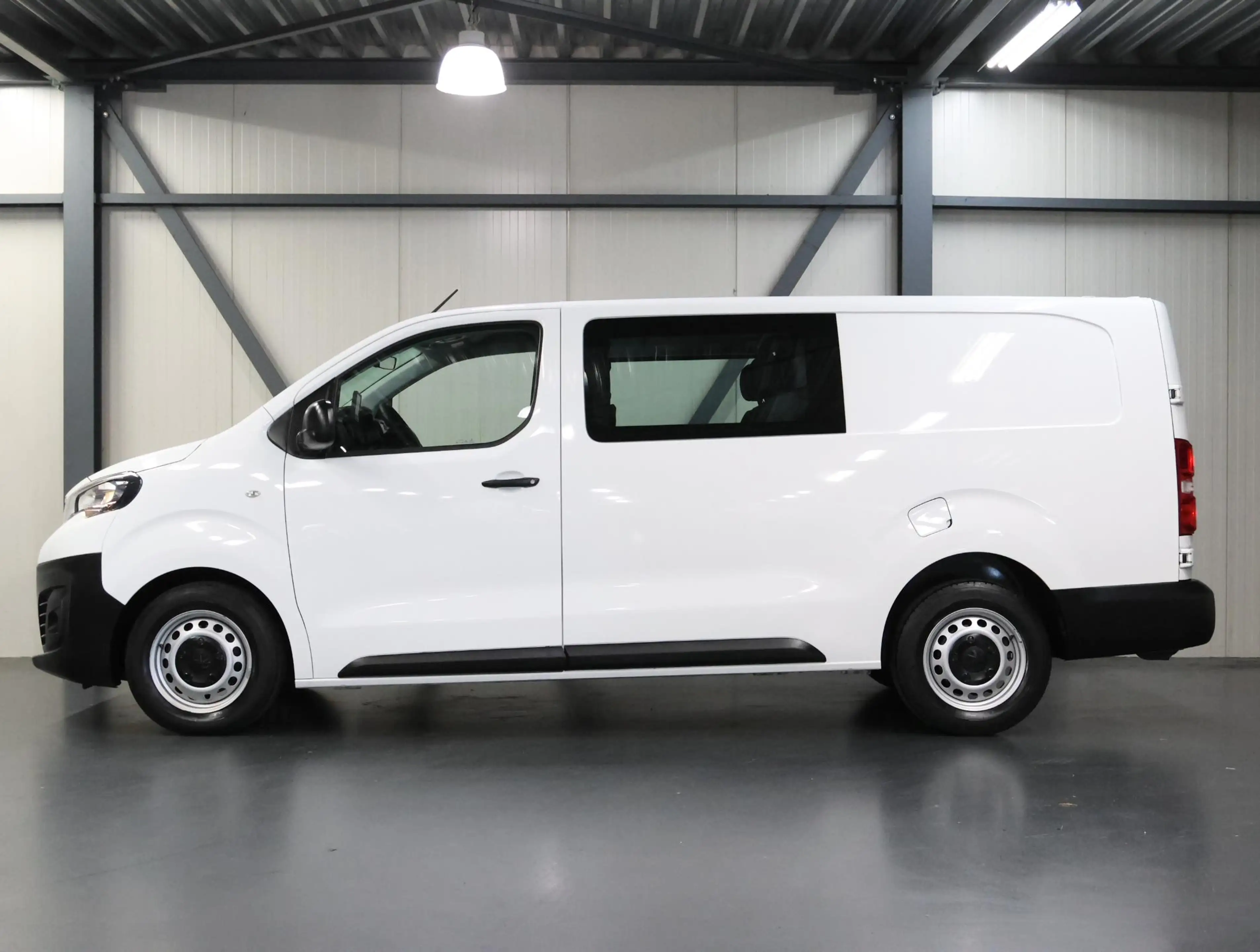 Peugeot Expert 2.0 BlueHDI 120PK Premium DC | 1ste Eigenaar | Air — photo 2
