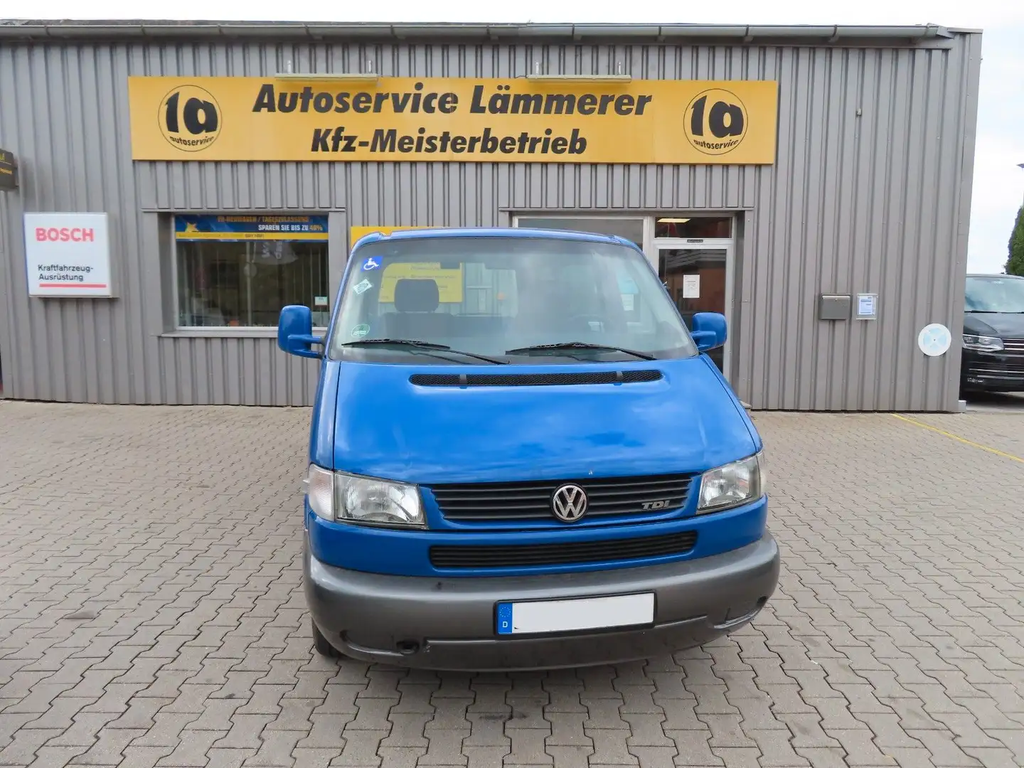Volkswagen T4 Caravelle Синій - 1