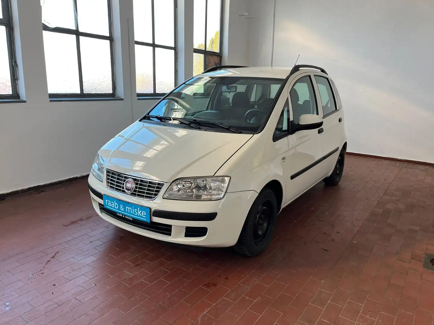 Fiat Idea *Klima/Radio/BT/DAB/AHK* White - 1