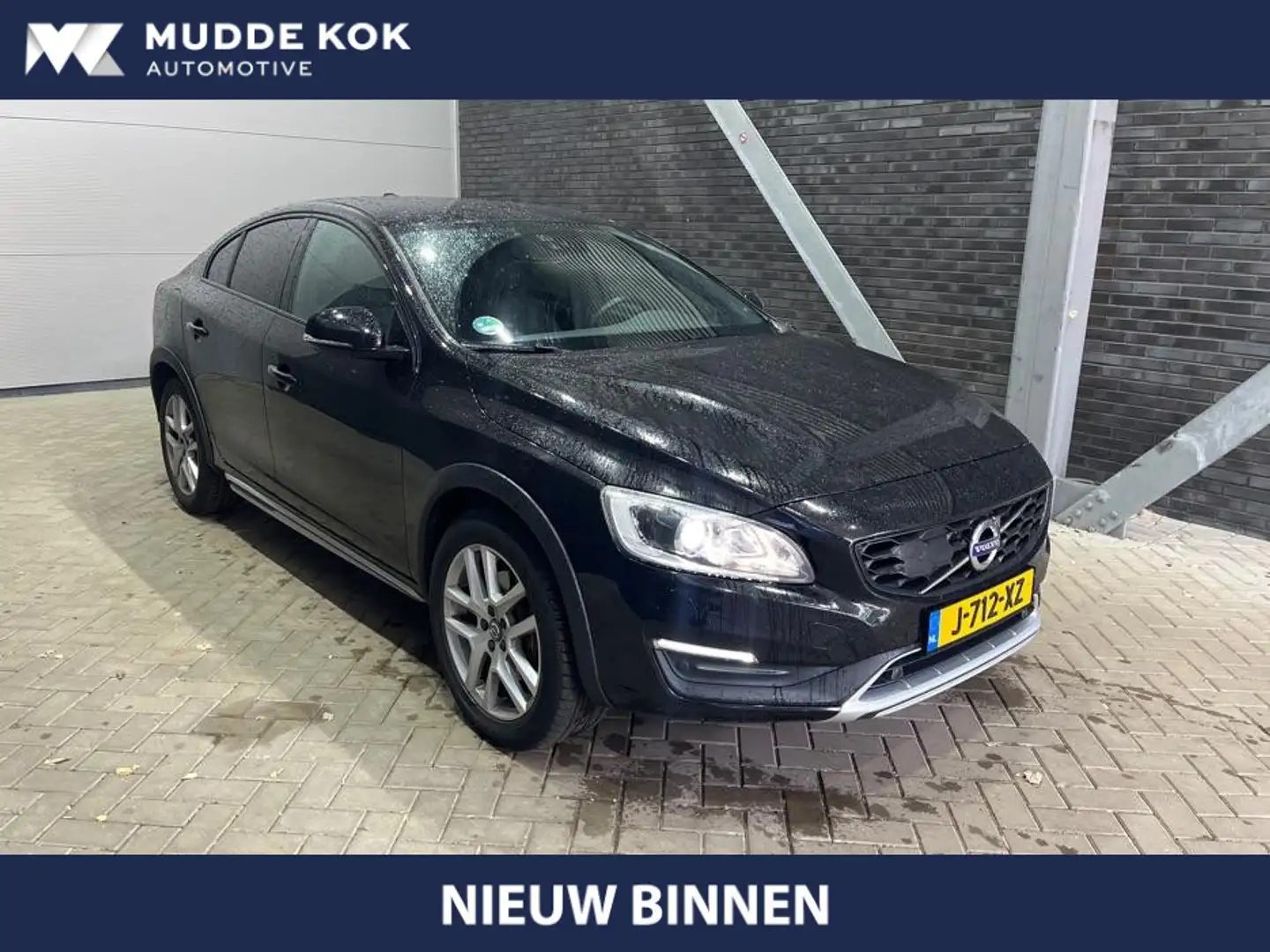 Volvo S60 Cross Country CC T5 AWD Pro | ACC | BLIS | Leder | Trekhaak | 18 Zwart - 1