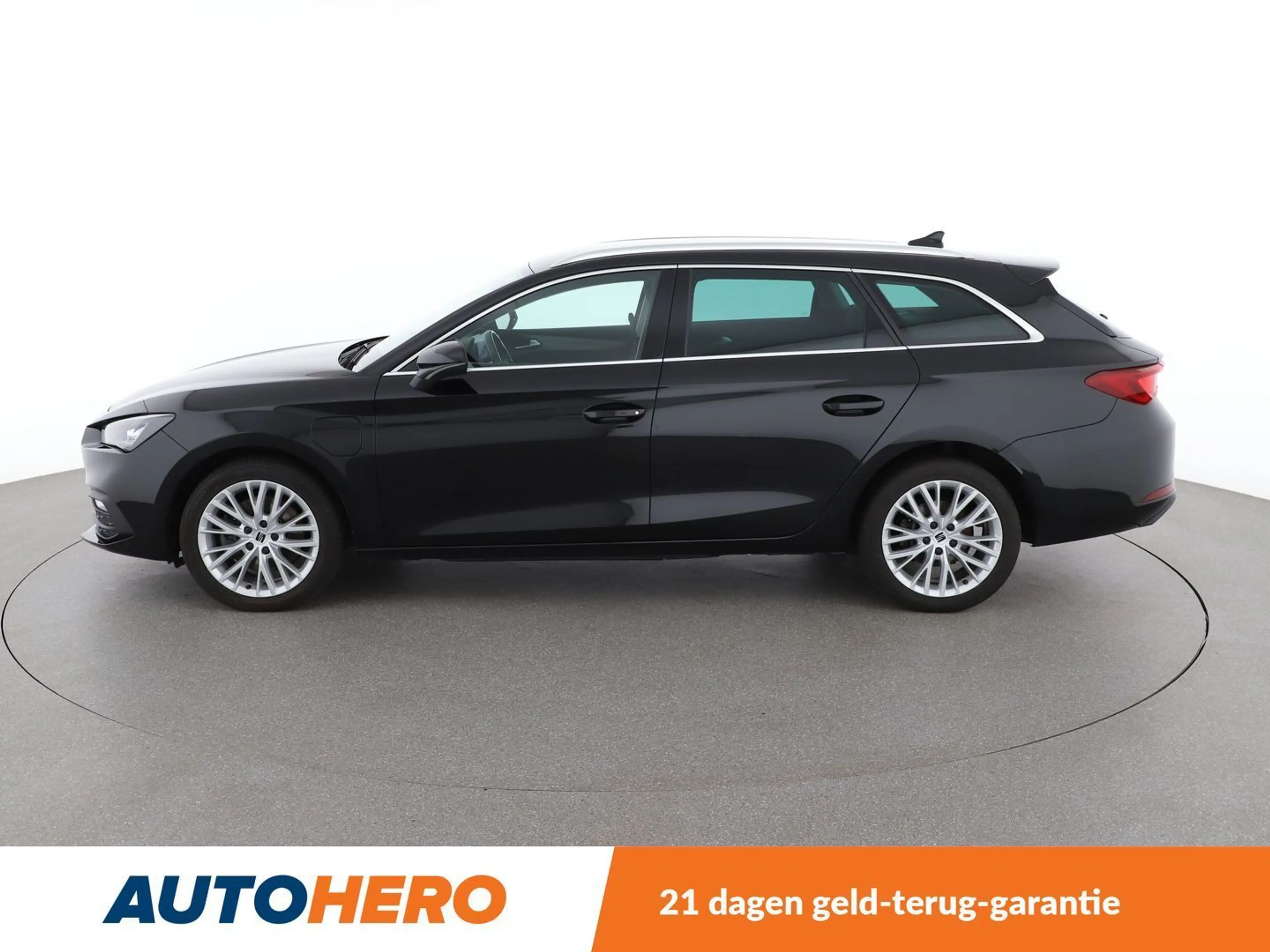 SEAT Leon e-Hybrid 1.4 TSI e-HYBRID Xcellence — photo 3
