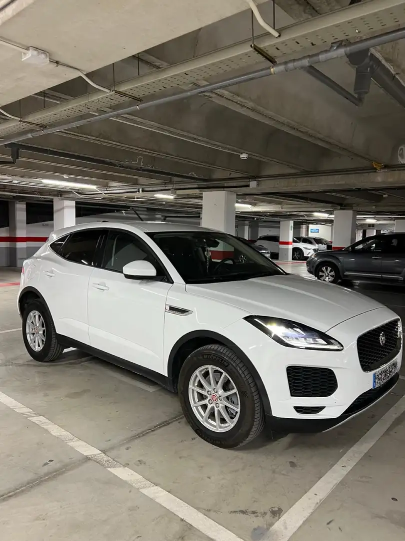 Jaguar E-Pace D150 - 2