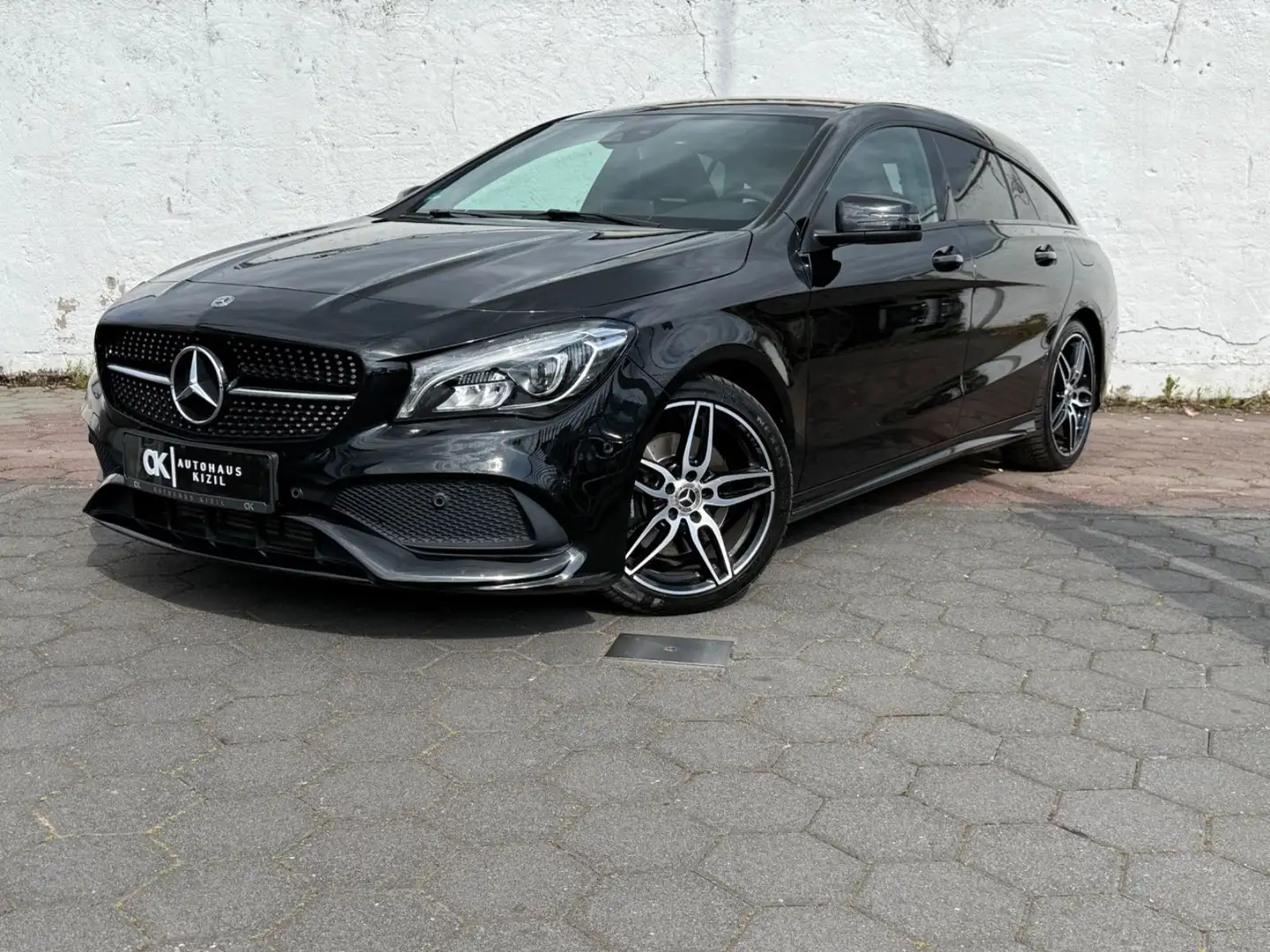 Mercedes-Benz CLA 220 CLA -Klasse 4Matic AMG Paket(Navi,Leder) Noir - 1