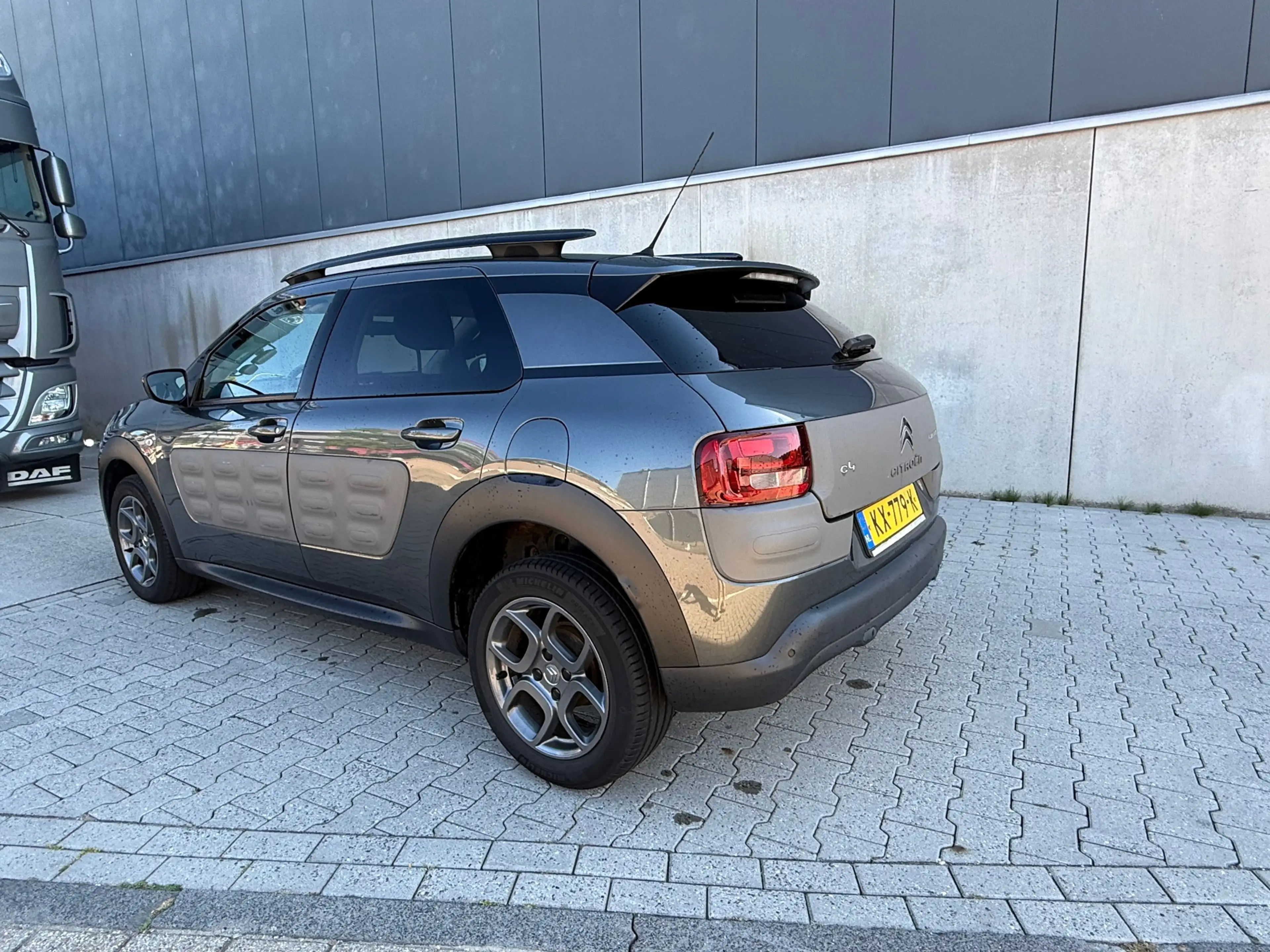 Citroen C4 Cactus 1.2 PureTech Shine Camera Clima NAVI Volledig onde — photo 5