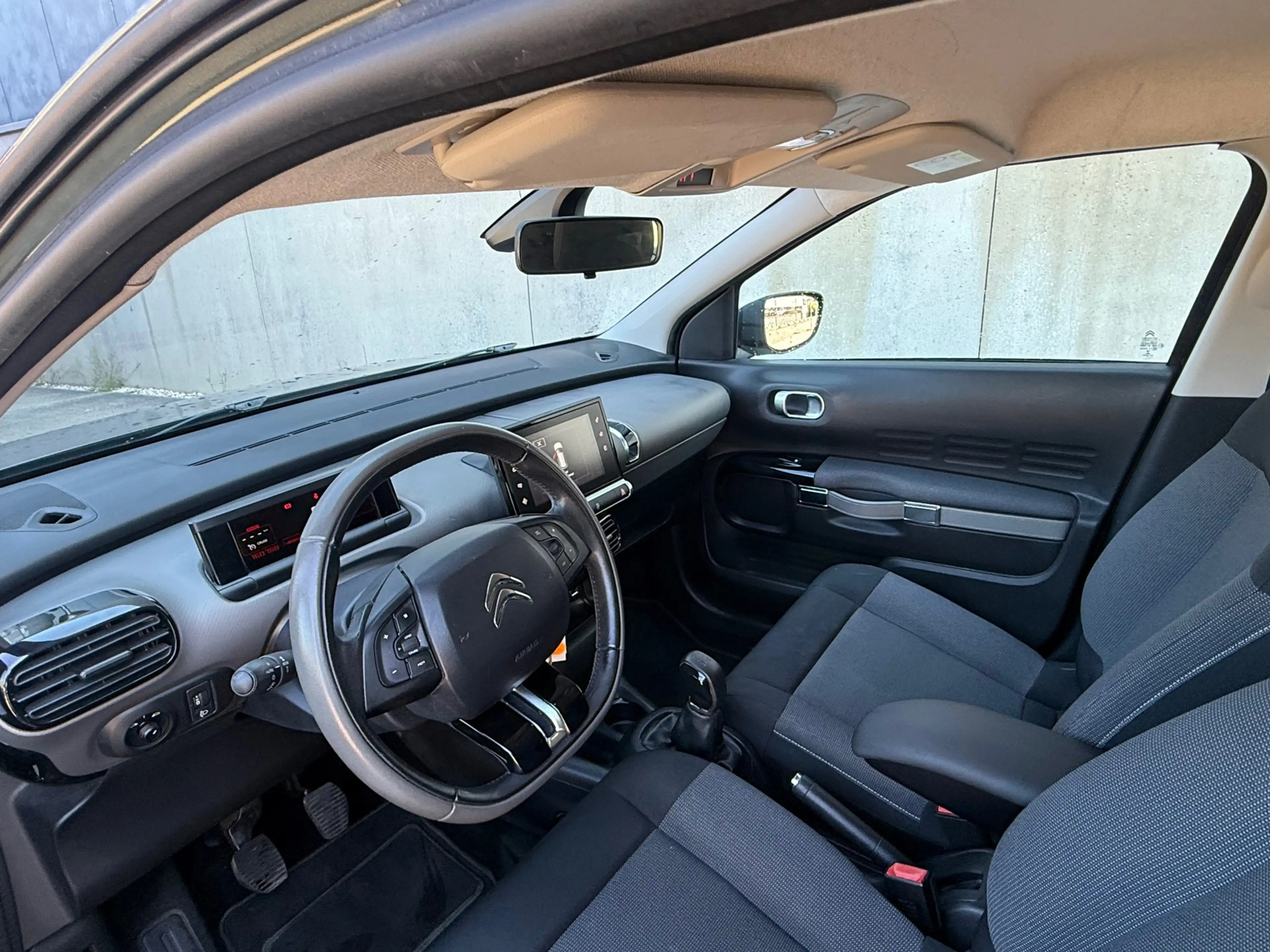 Citroen C4 Cactus 1.2 PureTech Shine Camera Clima NAVI Volledig onde — photo 12