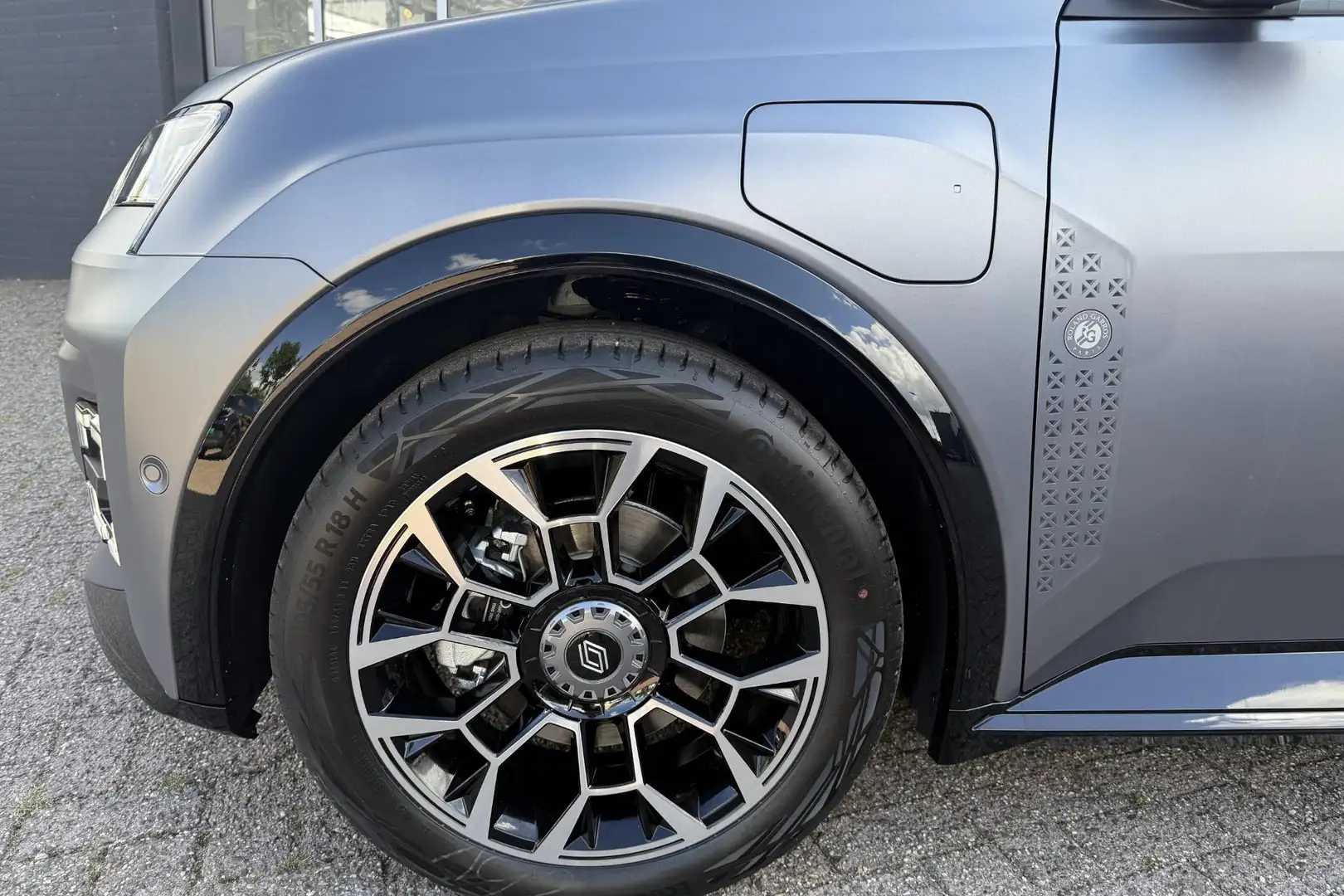 Renault R 5 comfort range Roland-Garros 52 kWh Nieuwe auto !! Grijs - 2