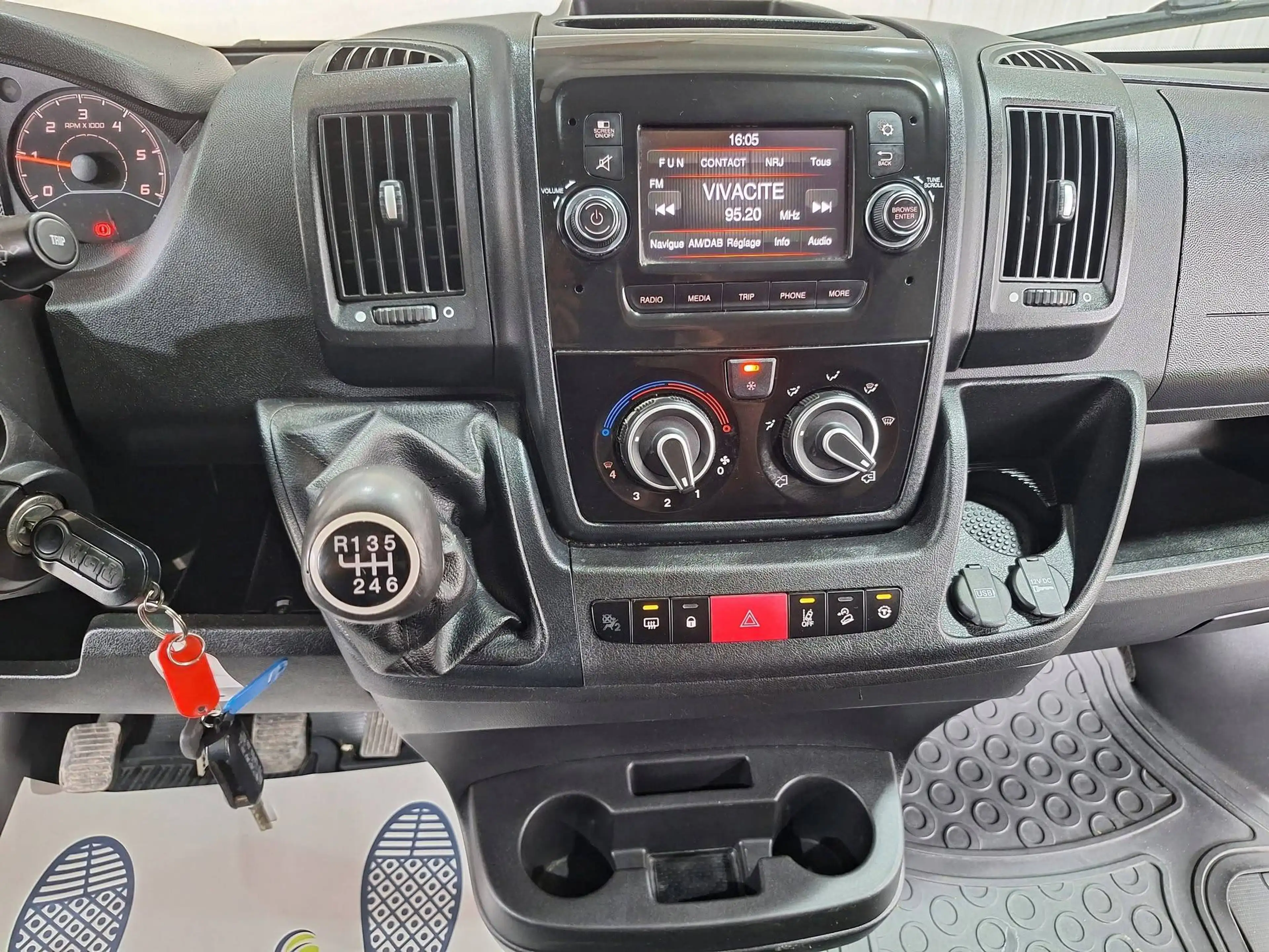 Fiat Ducato H1L1, 2.3 Jtd, 1er propriétaire, 12 mois garantie — photo 13