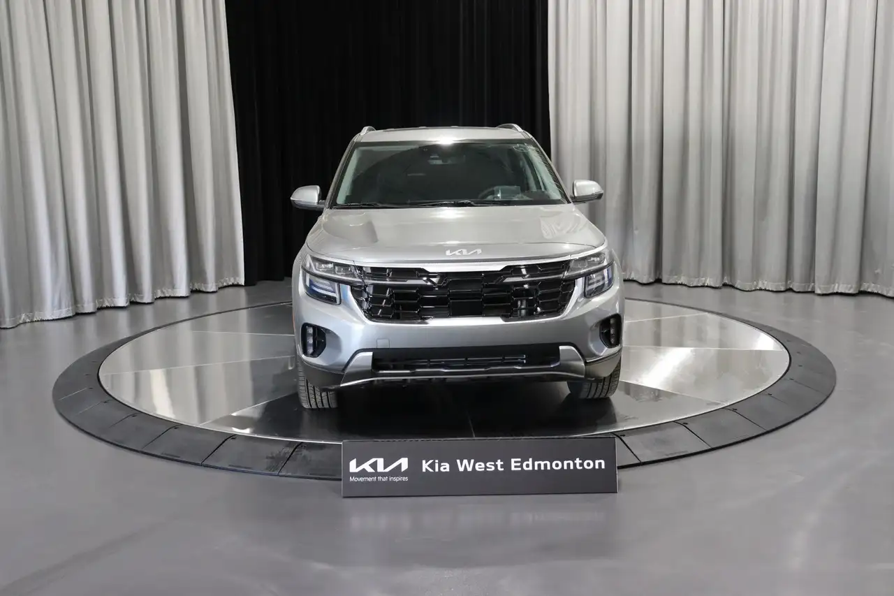 Kia Seltos снимка Kia Seltos