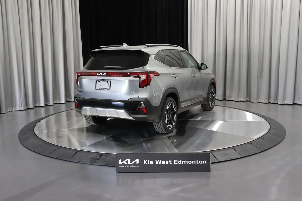 Kia Seltos снимка Kia Seltos