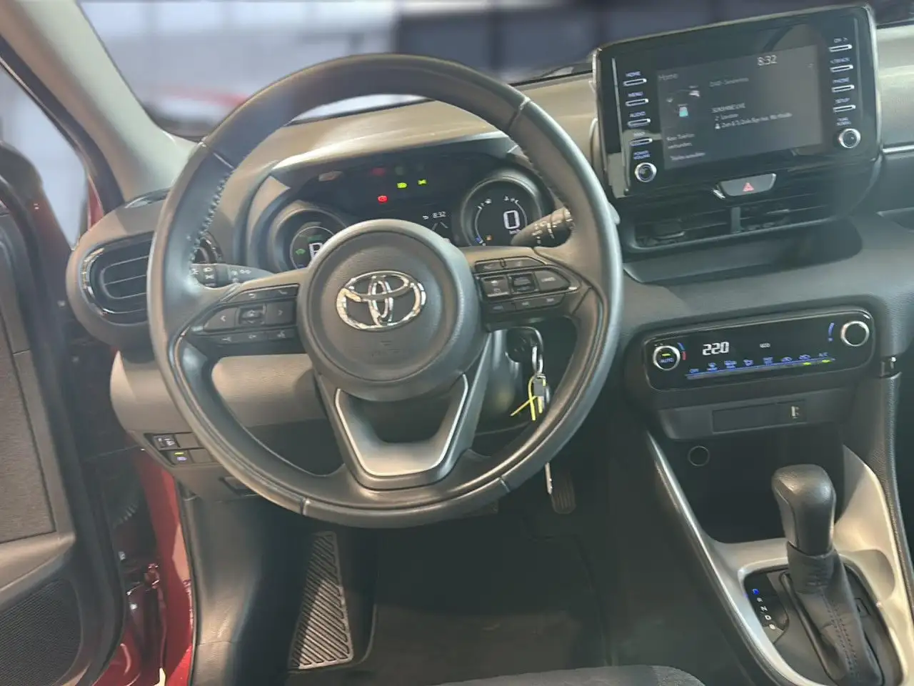 Toyota Yaris Hybrid Club Sportpaket Bluetooth Navi LED, миниатюра 14