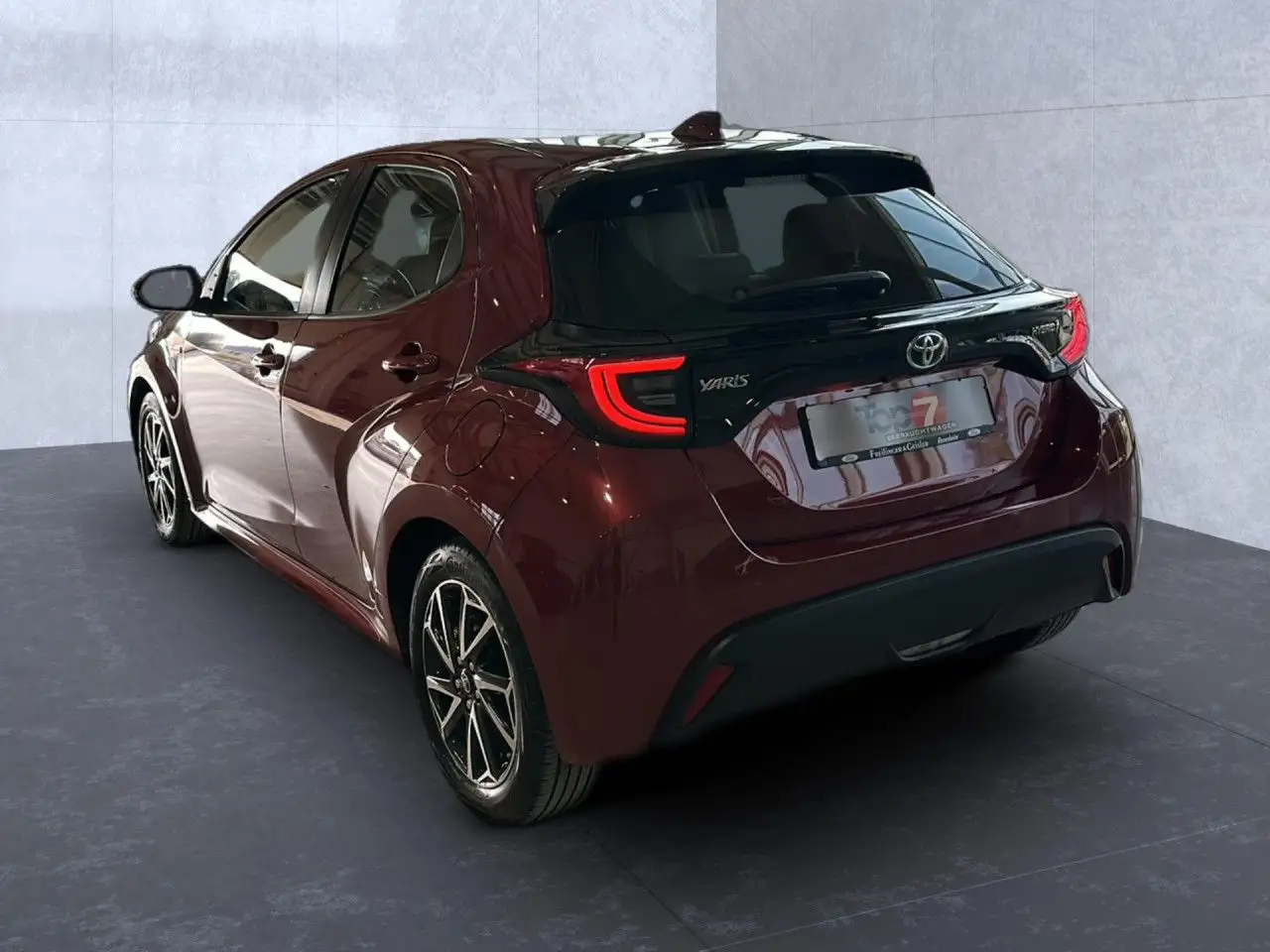 Toyota Yaris Hybrid Club Sportpaket Bluetooth Navi LED, миниатюра 4