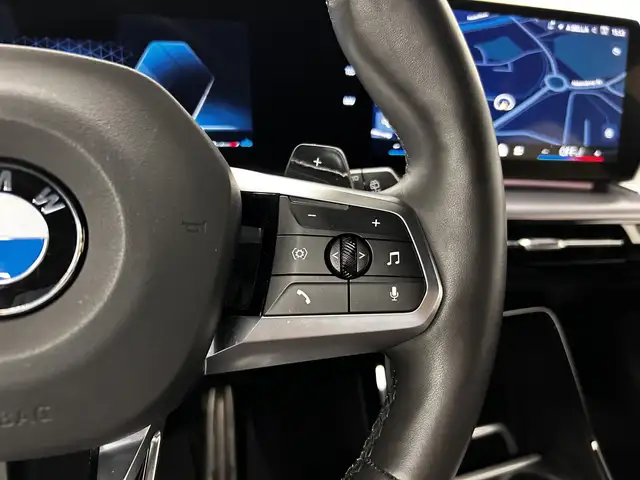 BMW 2 Series view 27