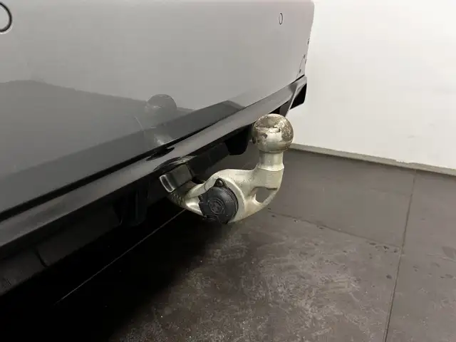 BMW 2 Series view 12