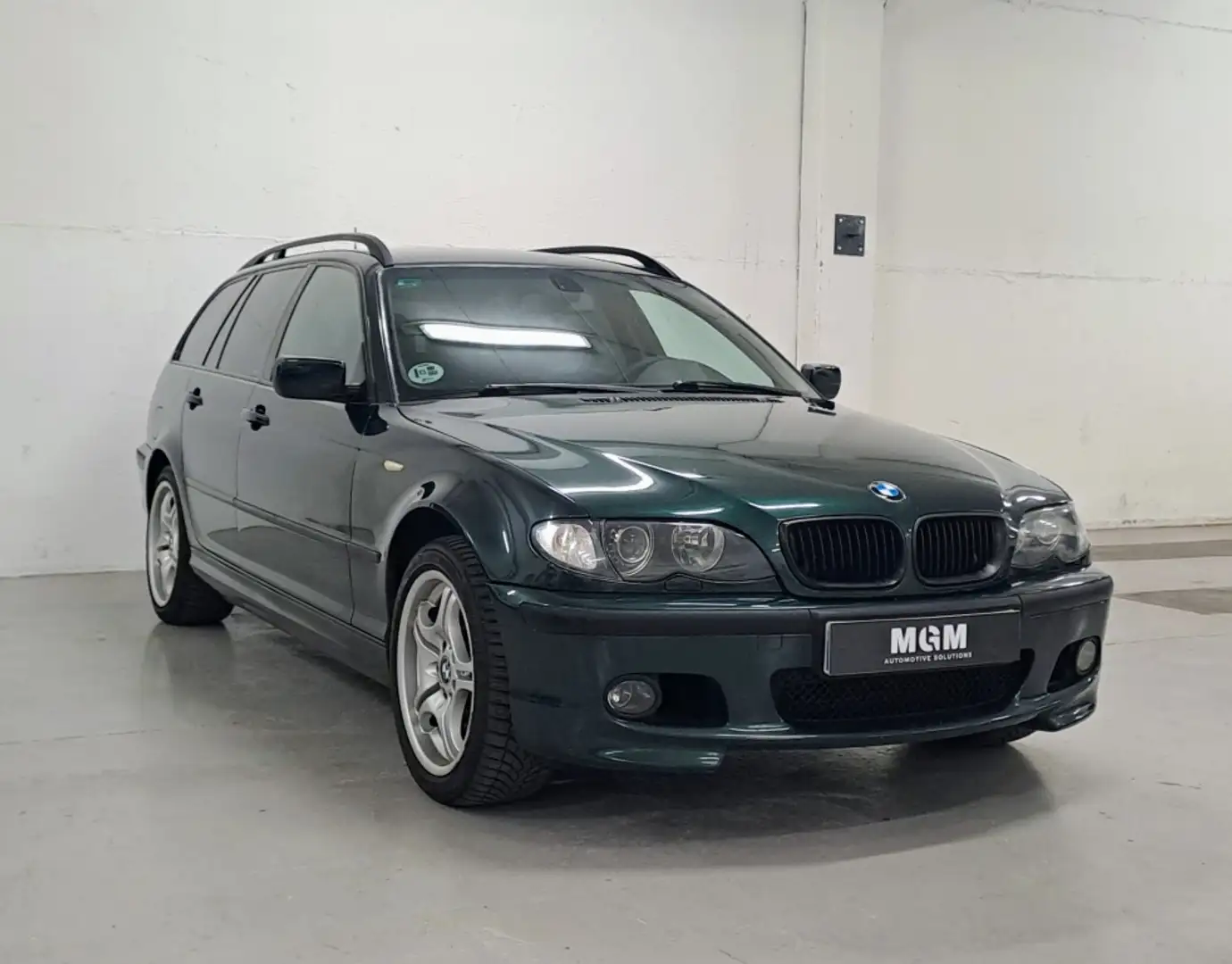 BMW 325 325xi Touring Verde - 2