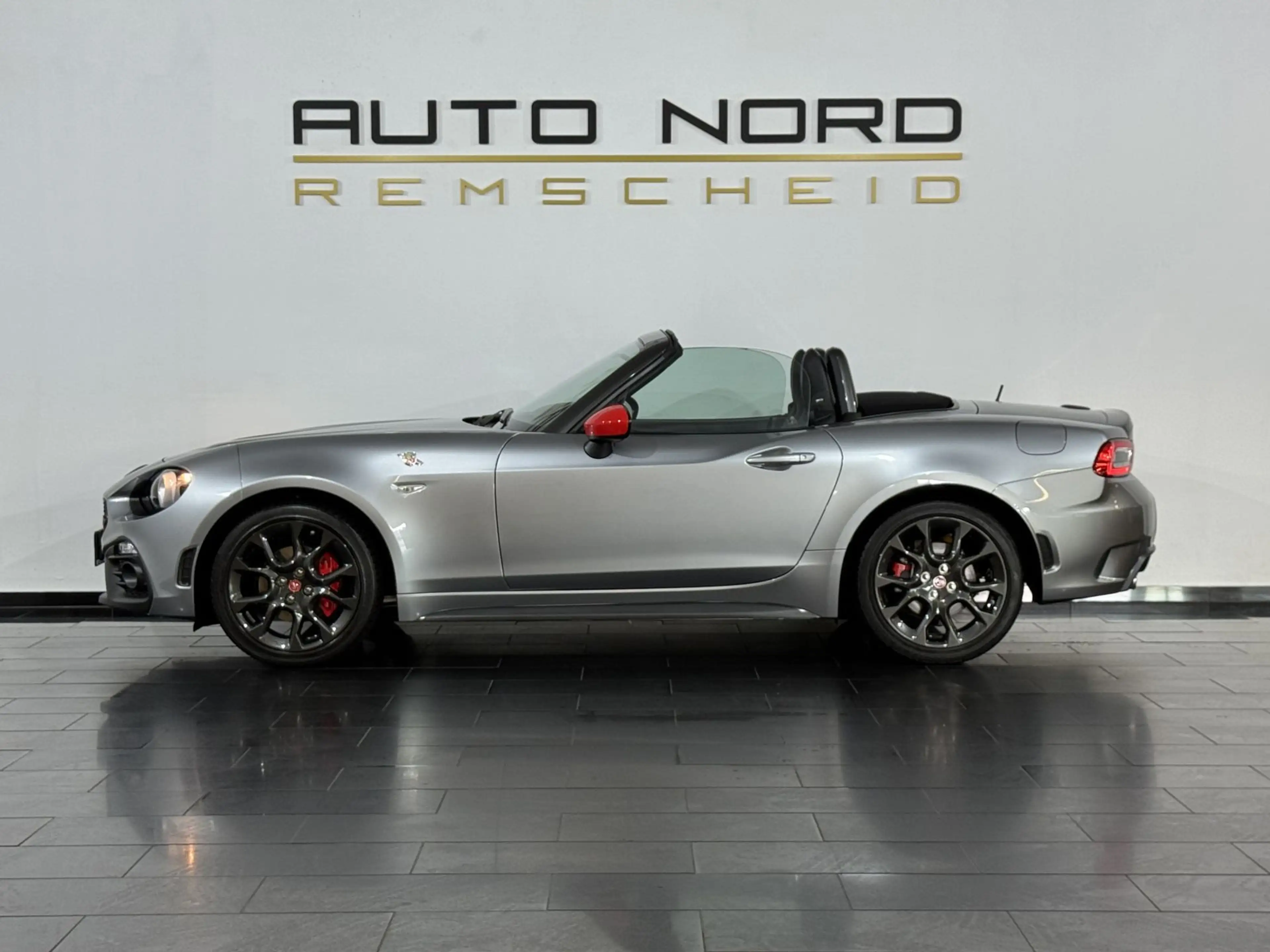 Abarth 124 Spider Multi Air *Monza*BOSE*Brembo*Leder* — photo 11