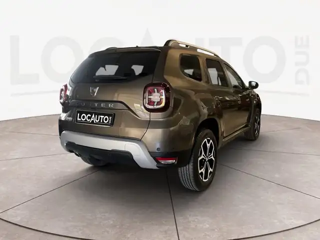 Dacia Duster view 4