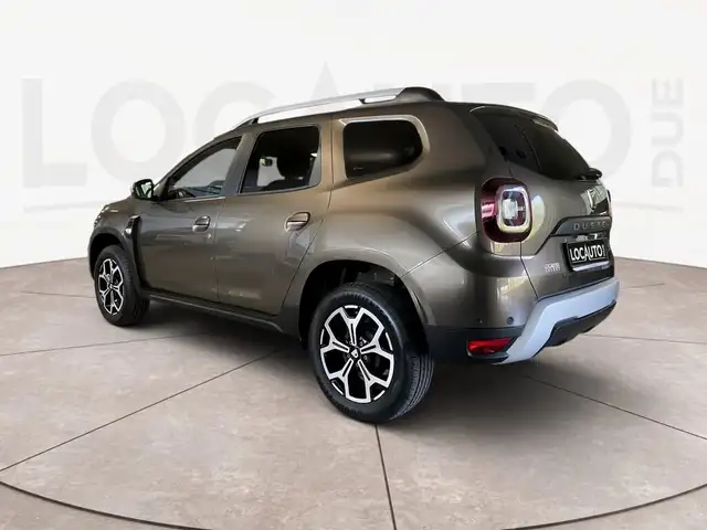 Dacia Duster view 5