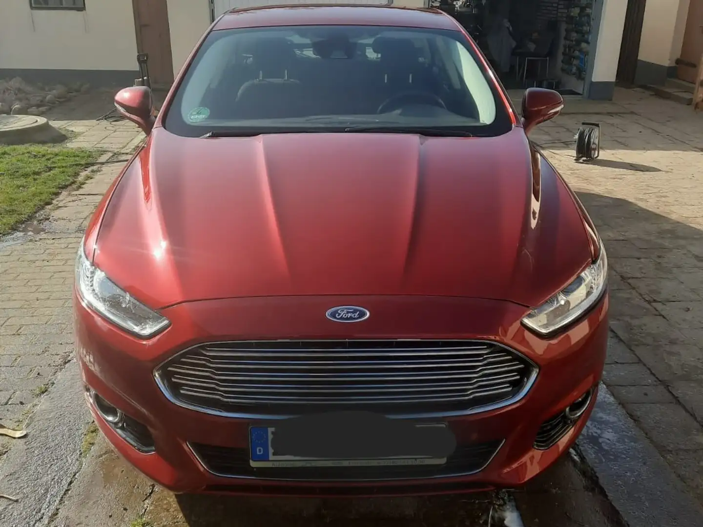 Ford Mondeo Turnier 2.0 EcoBoost Aut. Business Edition Rot - 1