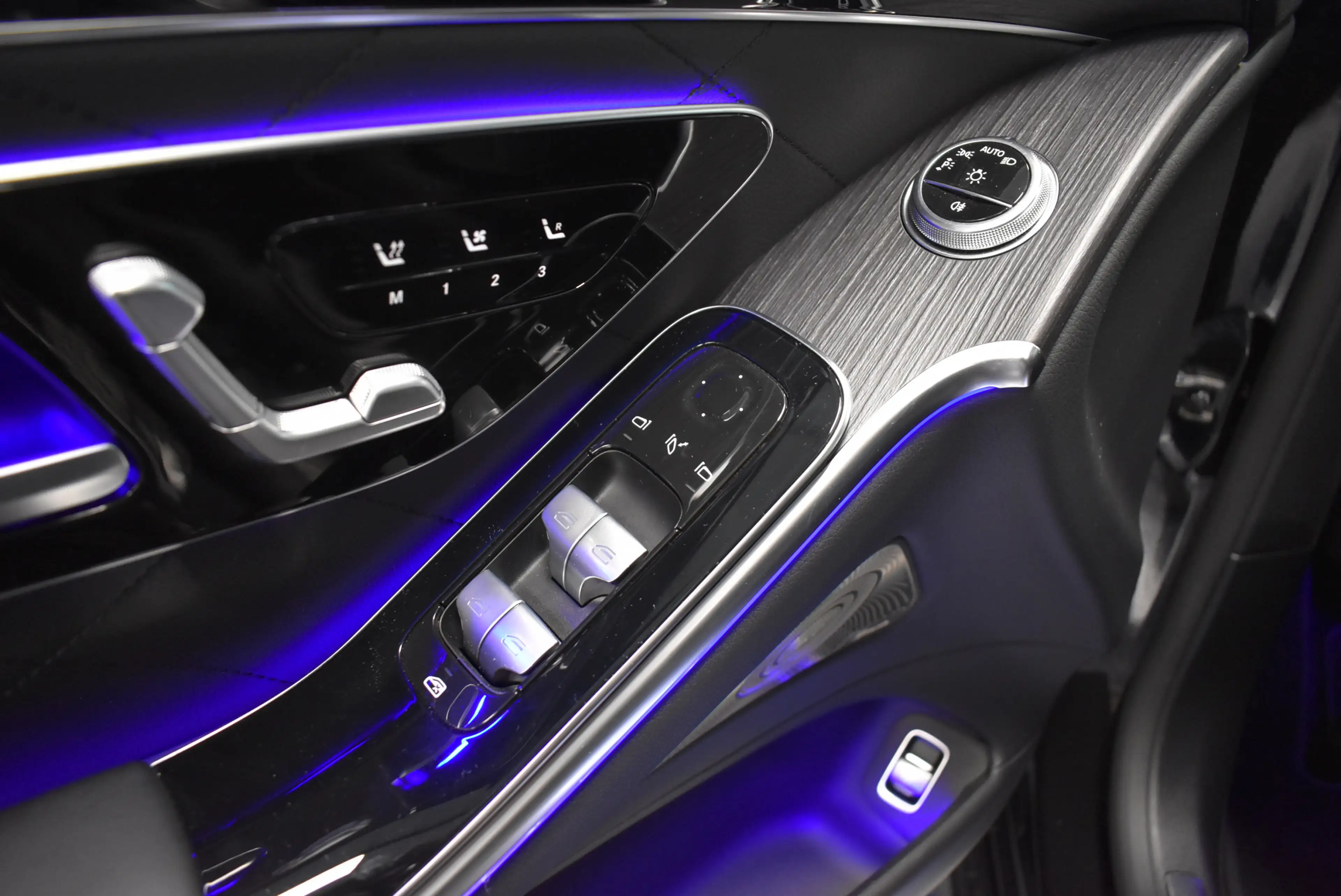 Mercedes-Benz S 400 d 4Matic Lang Led Panor Head-Up AMG-Alu21 — photo 14