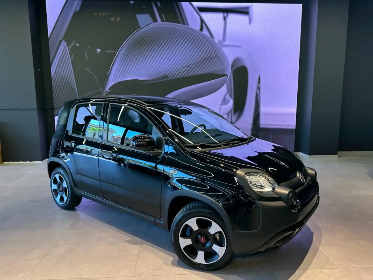 Fiat Panda 1.0 FireFly S&S Hybrid City Cross Nero - 2
