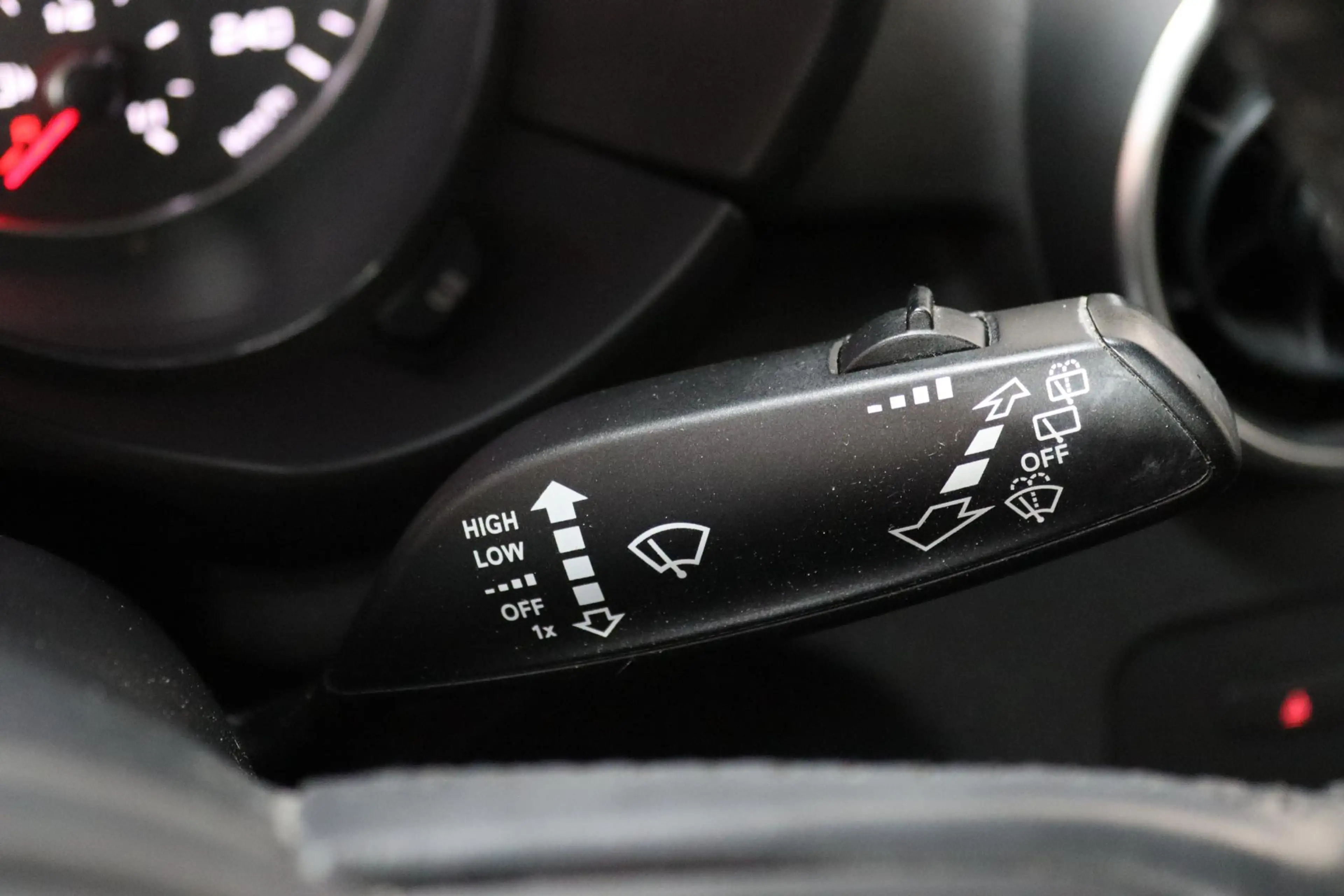 Audi A1 Sportback 1.0 TFSI S-line LED, BOSE, Bluetooth, St — photo 35