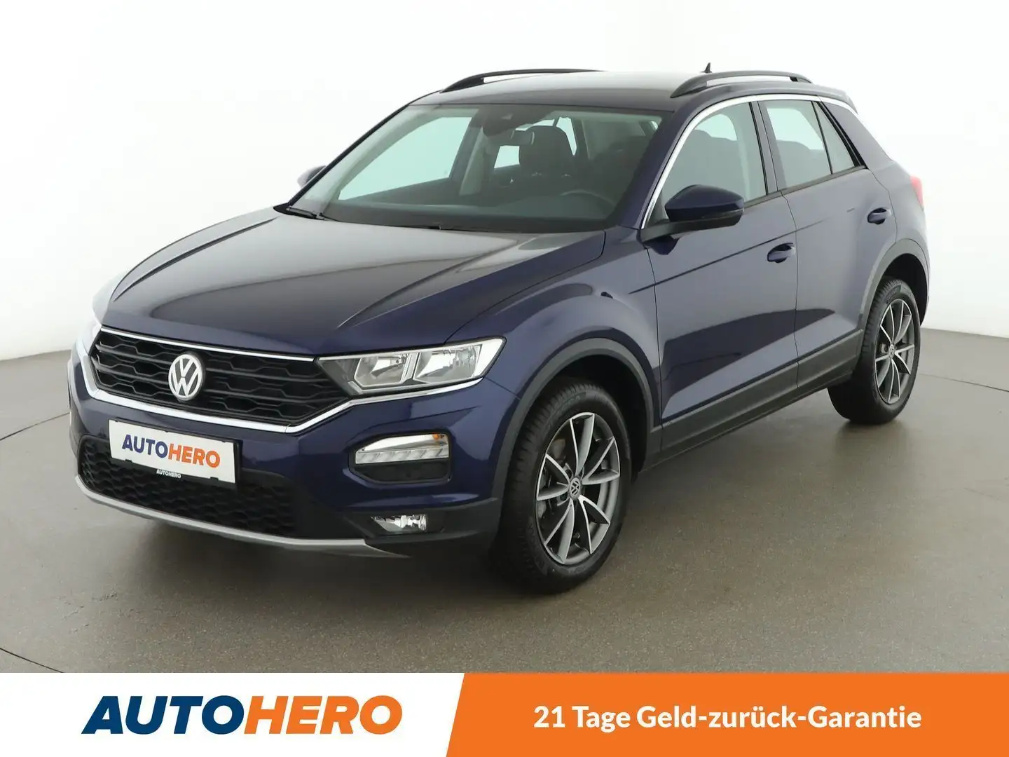 Volkswagen T-Roc 1.0 TSI Design *ACC*SPUR*PDC*KLIMAAUT* Blauw - 1