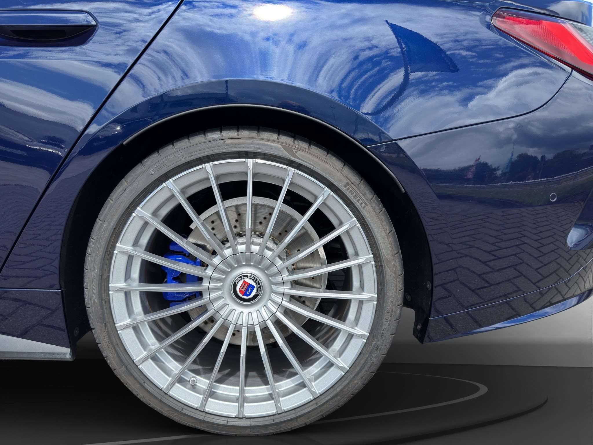 ALPINA B4