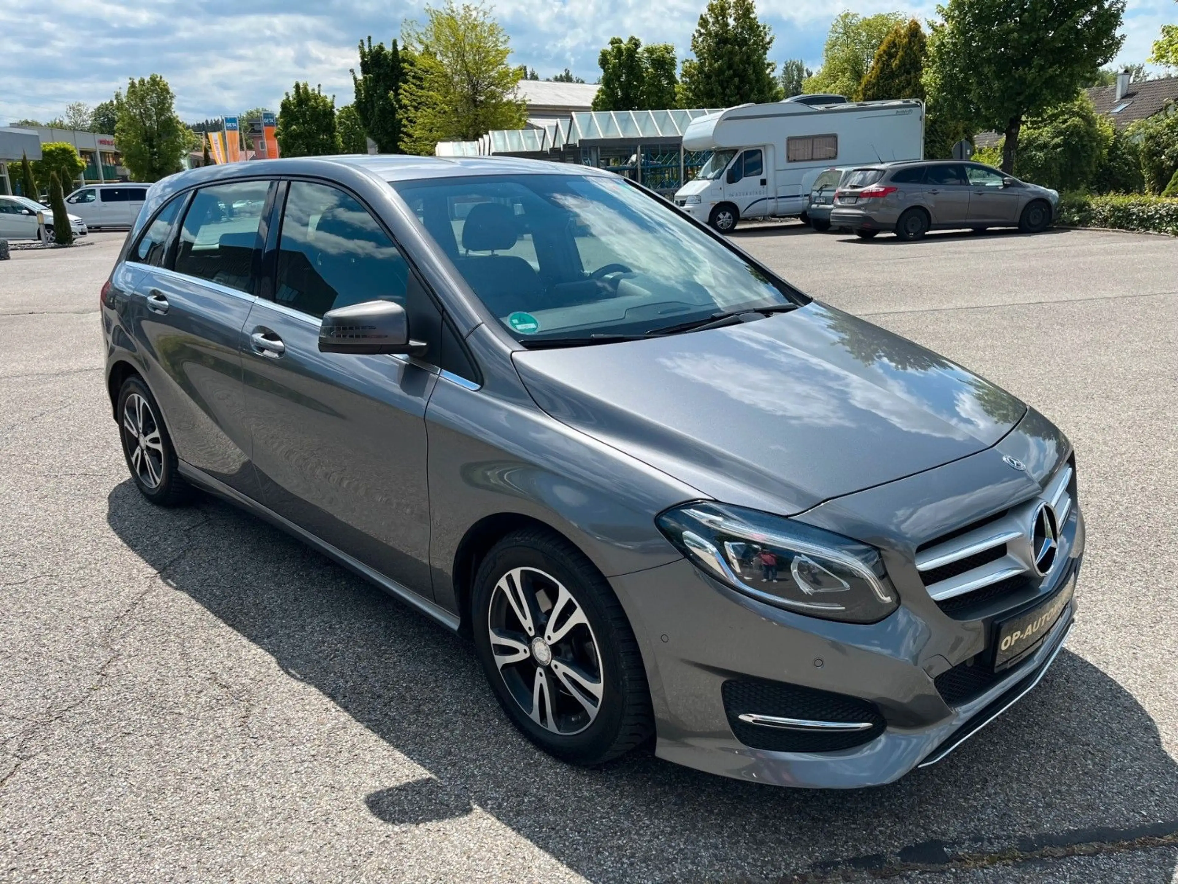 Mercedes-Benz B 220 B -Klasse 4Matic*LED*7G-TRONIC*ALLRAD — photo 2