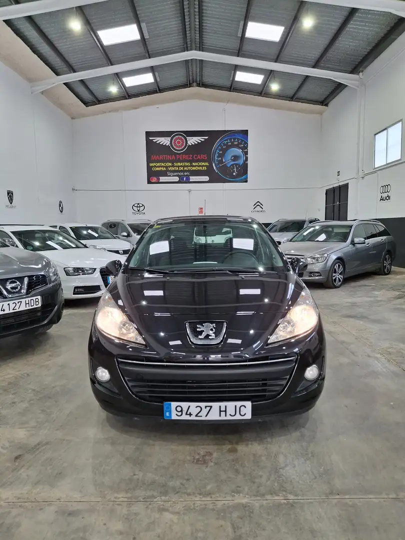 Peugeot 207 1.4HDI FAP Business Line Negro - 1