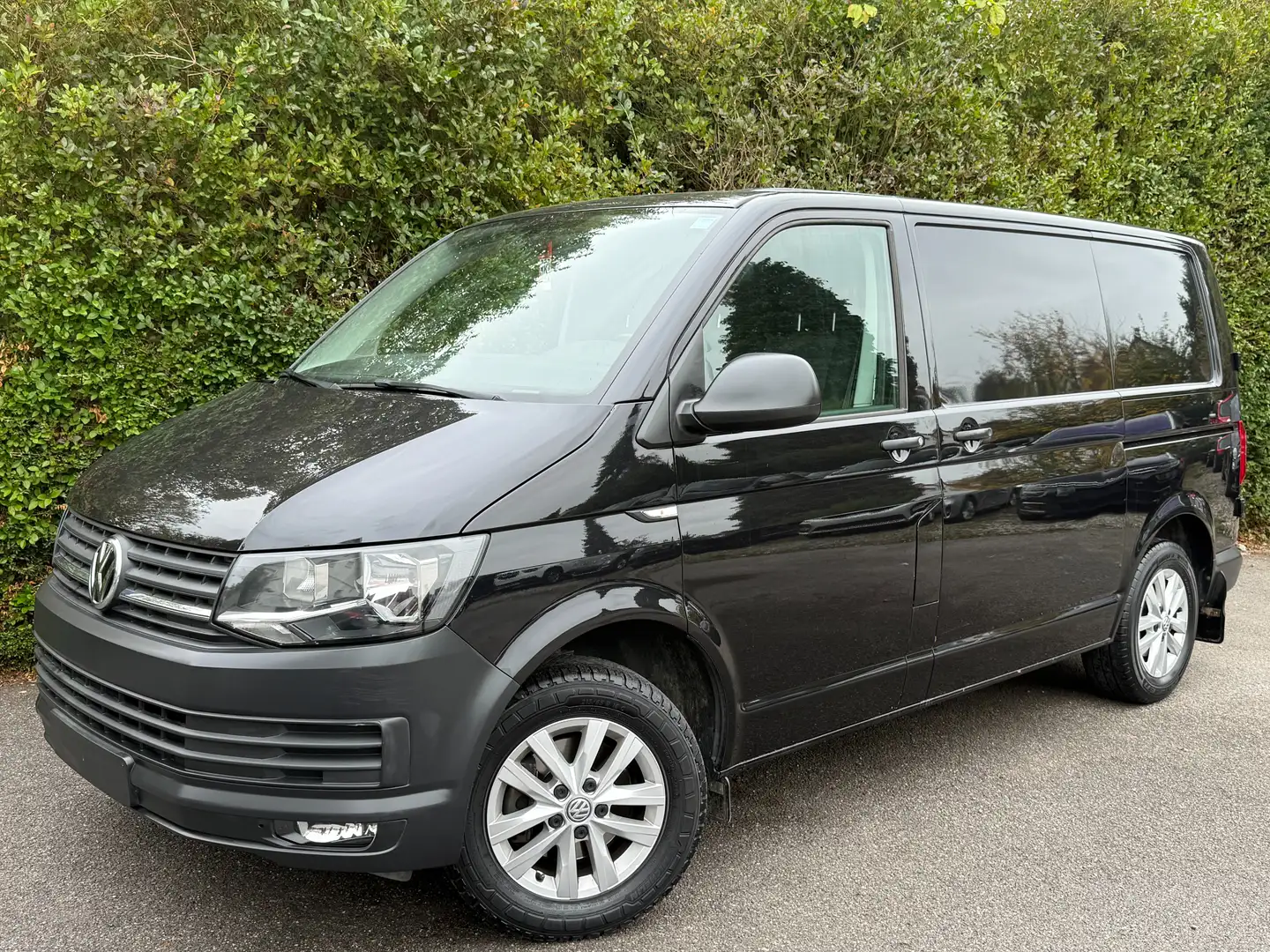 Volkswagen Transporter 2.0 TDi DSG+3 PLACES+NAVI+AIRCO+JANTES+EURO 5B Negro - 1
