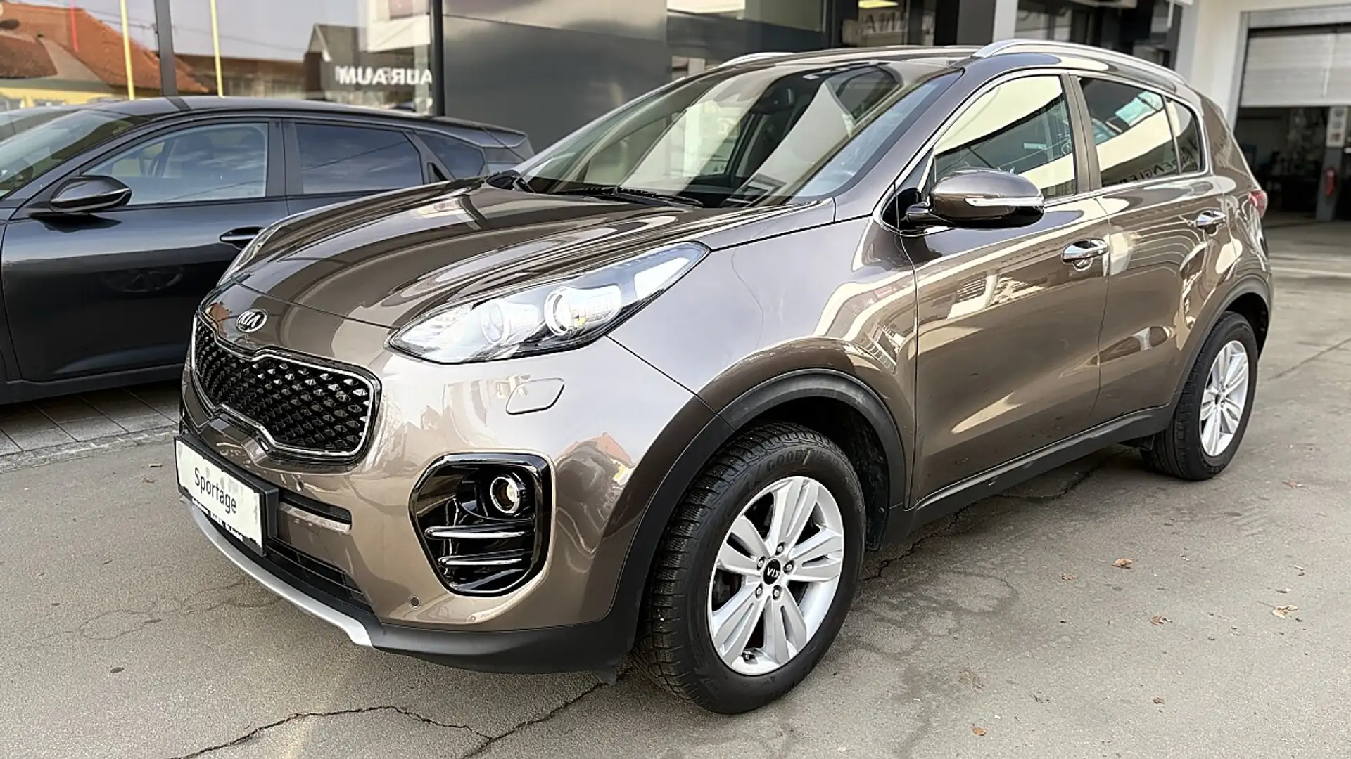 Kia Sportage 1,7 CRDI ISG Gold Braun - 1