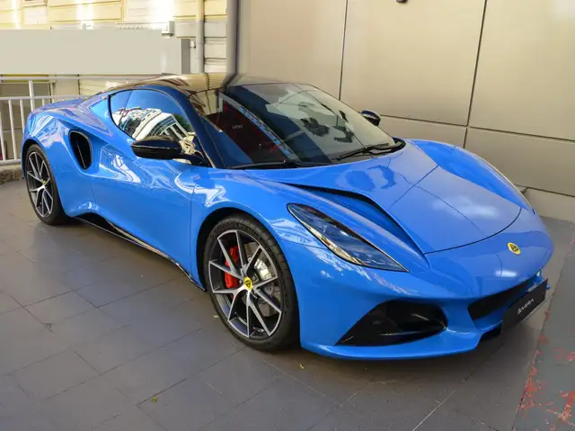 Lotus Emira V6 First Edition Manual Seneca blue NEW